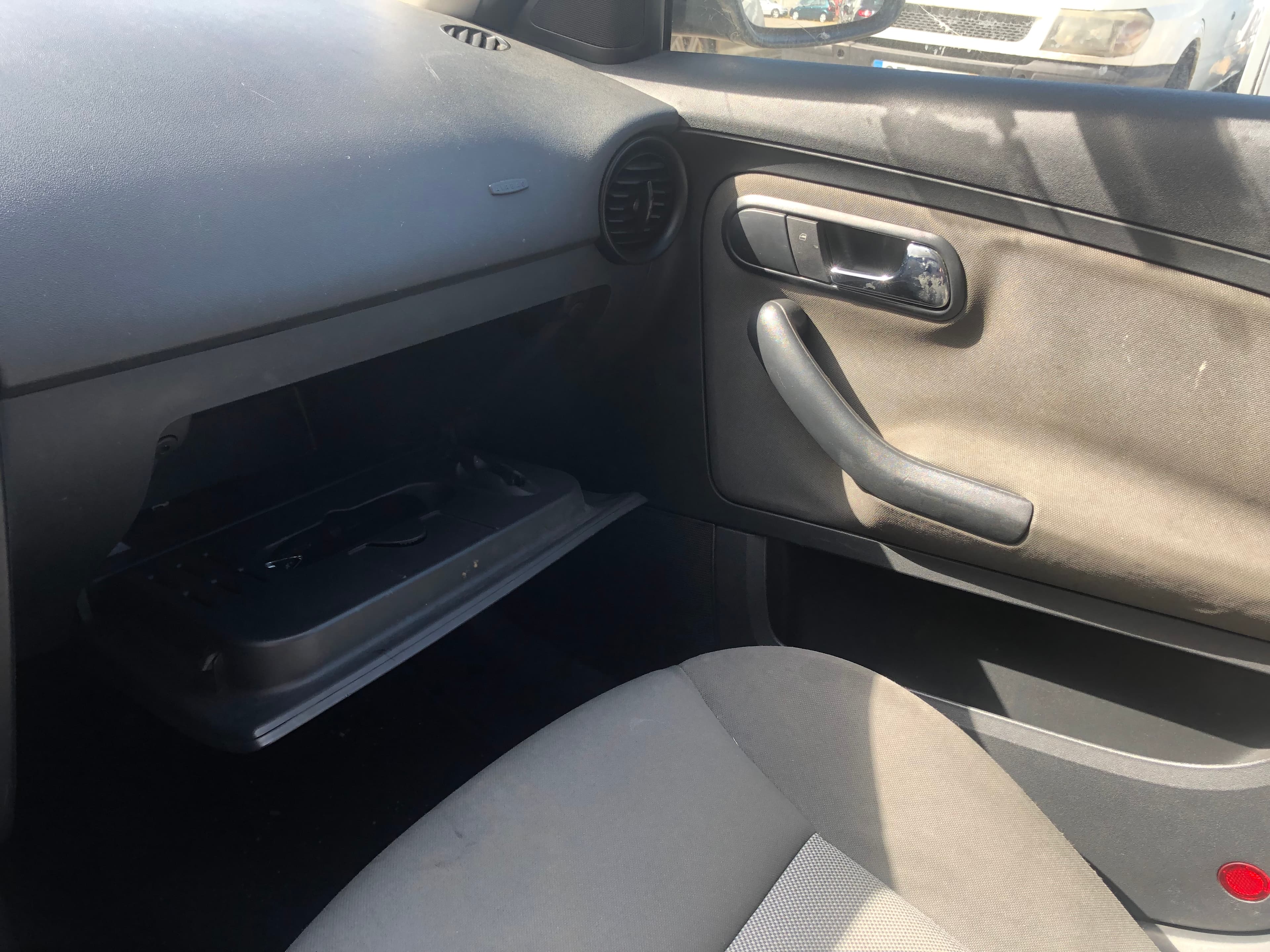 Seat Ibiza · Ano 2005 — image 38
