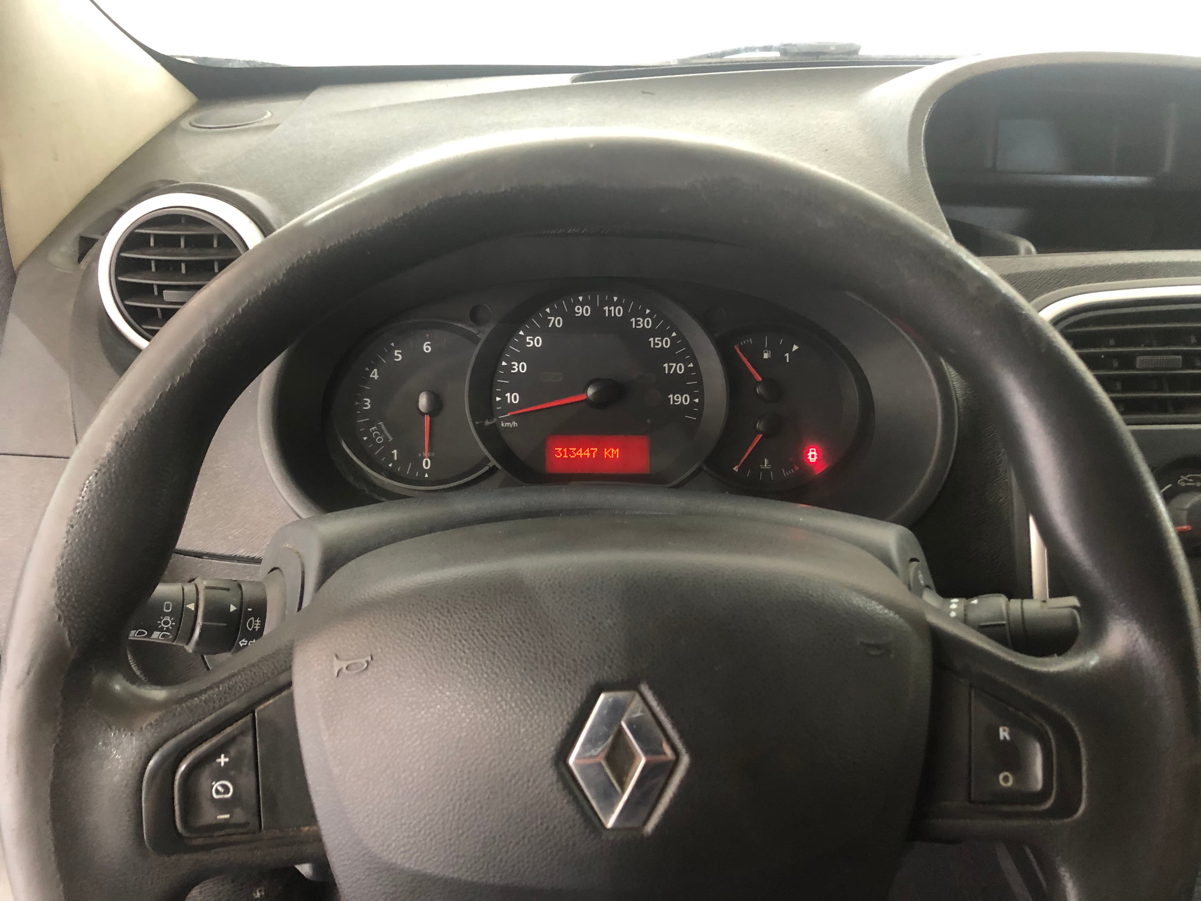 Renault Kangoo · Ano 2017 — imagen 29