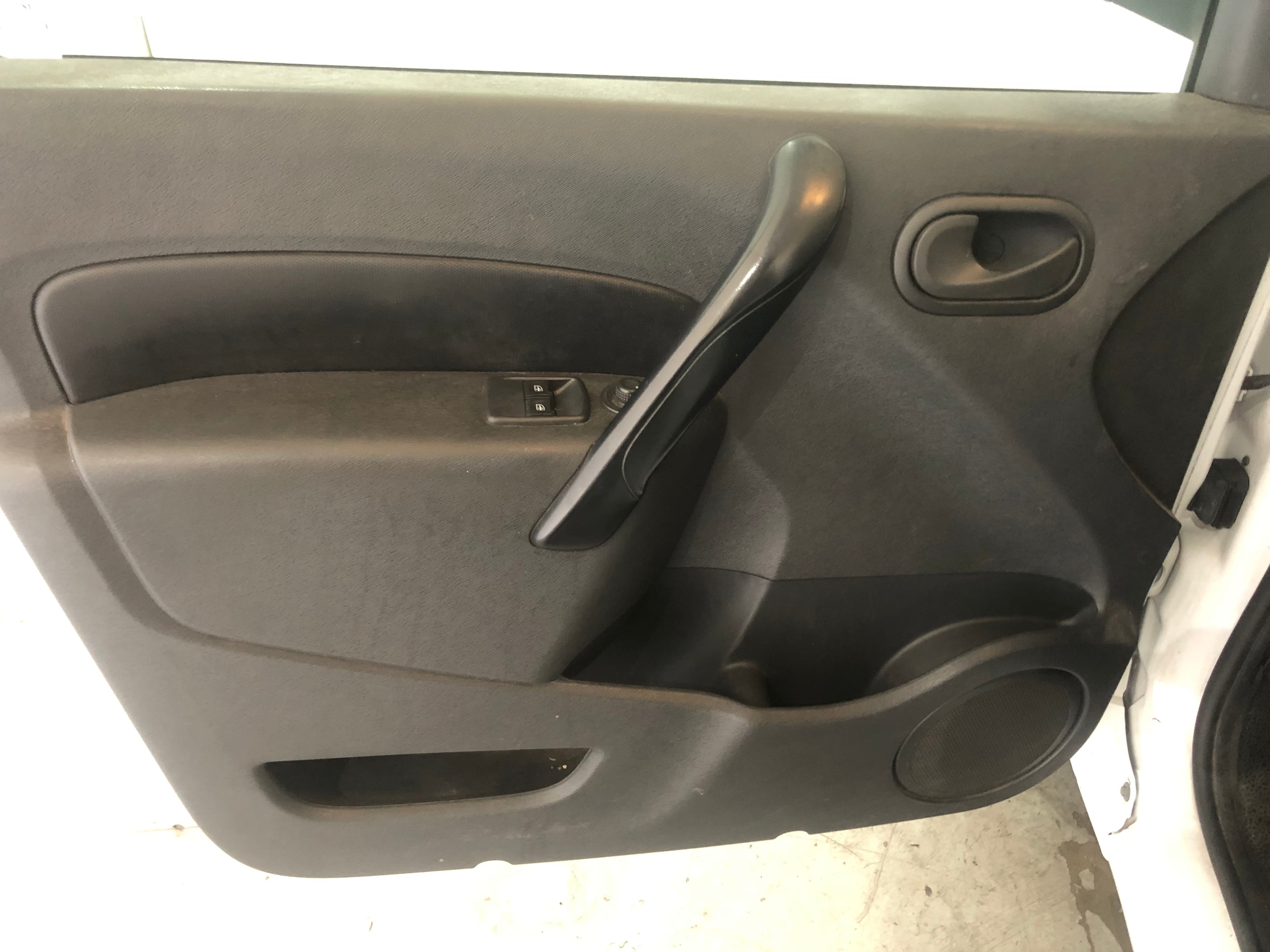 Renault Kangoo · Ano 2017 — imagen 20
