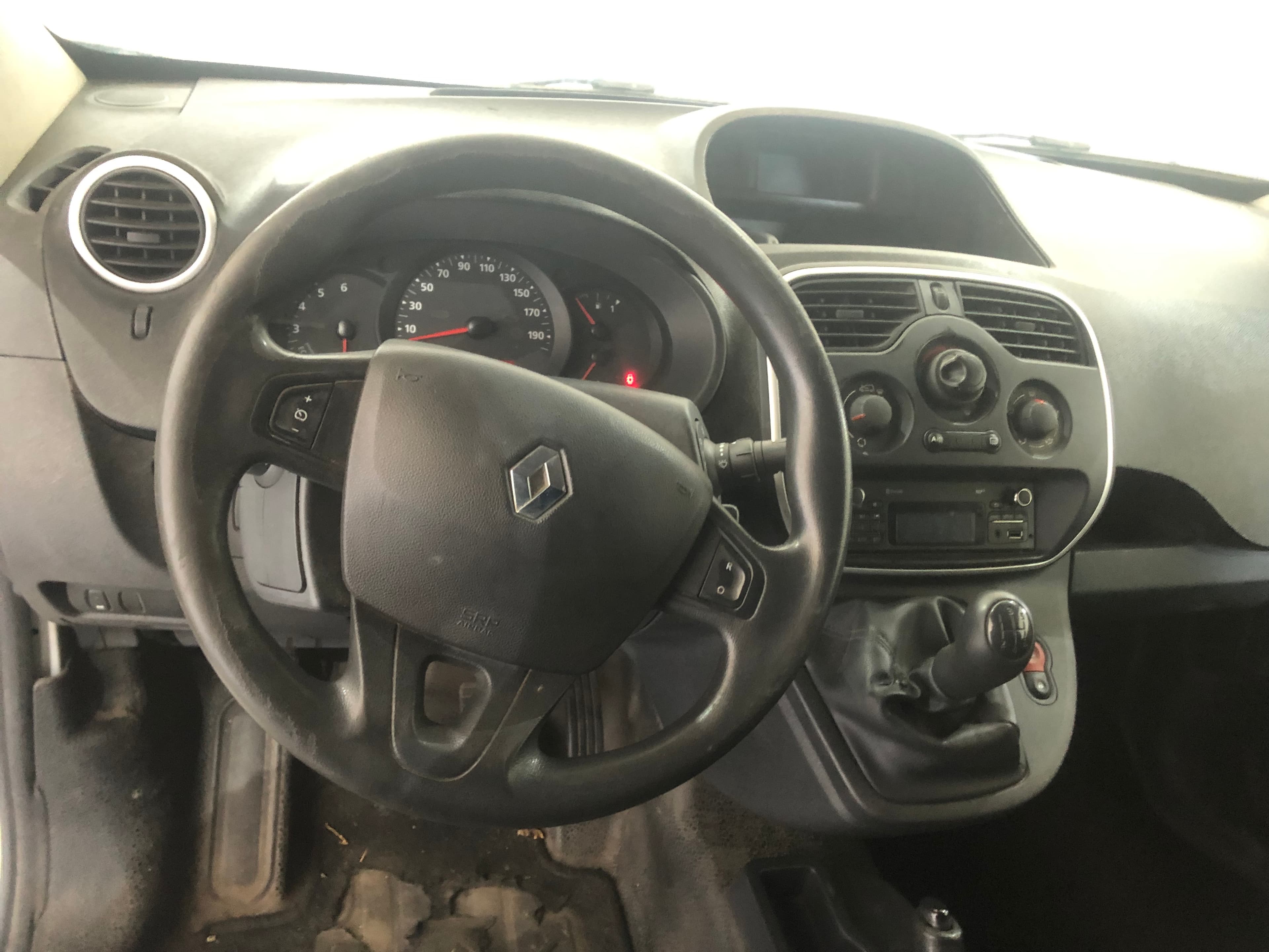 Renault Kangoo · Ano 2017 — imagen 22