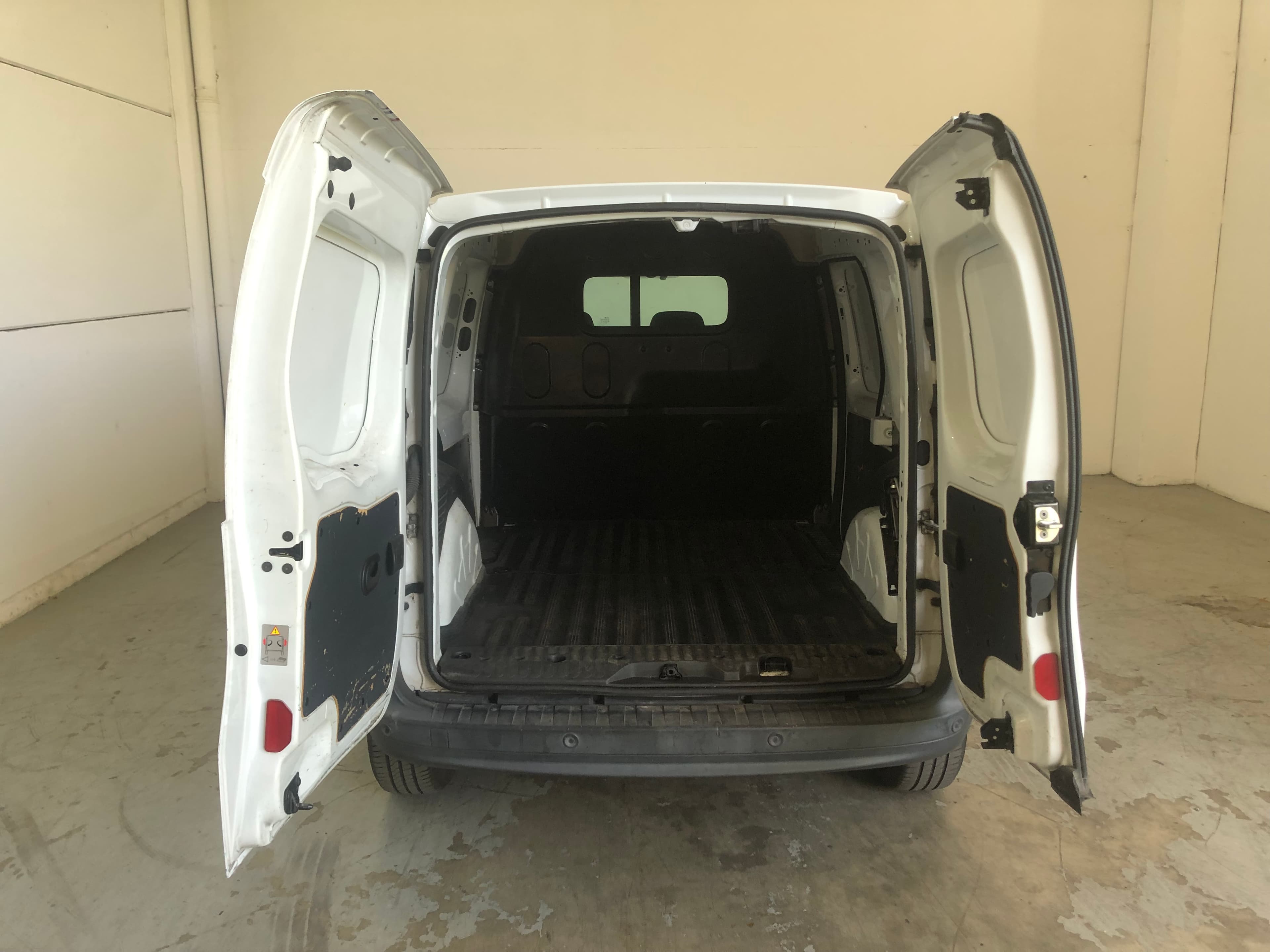 Renault Kangoo · Ano 2017 — imagen 7