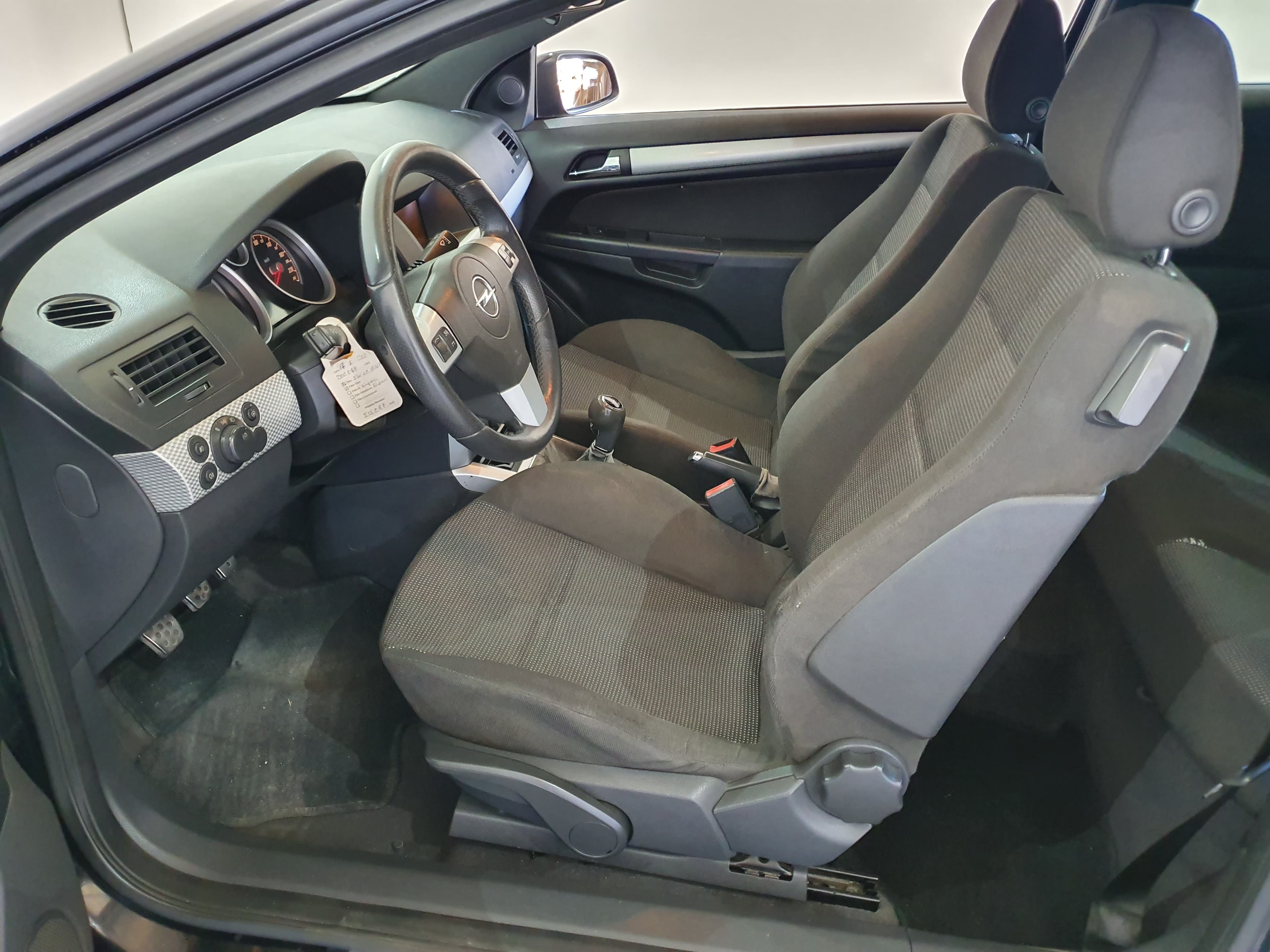 Opel Astra · Ano 2005 — imagem 28