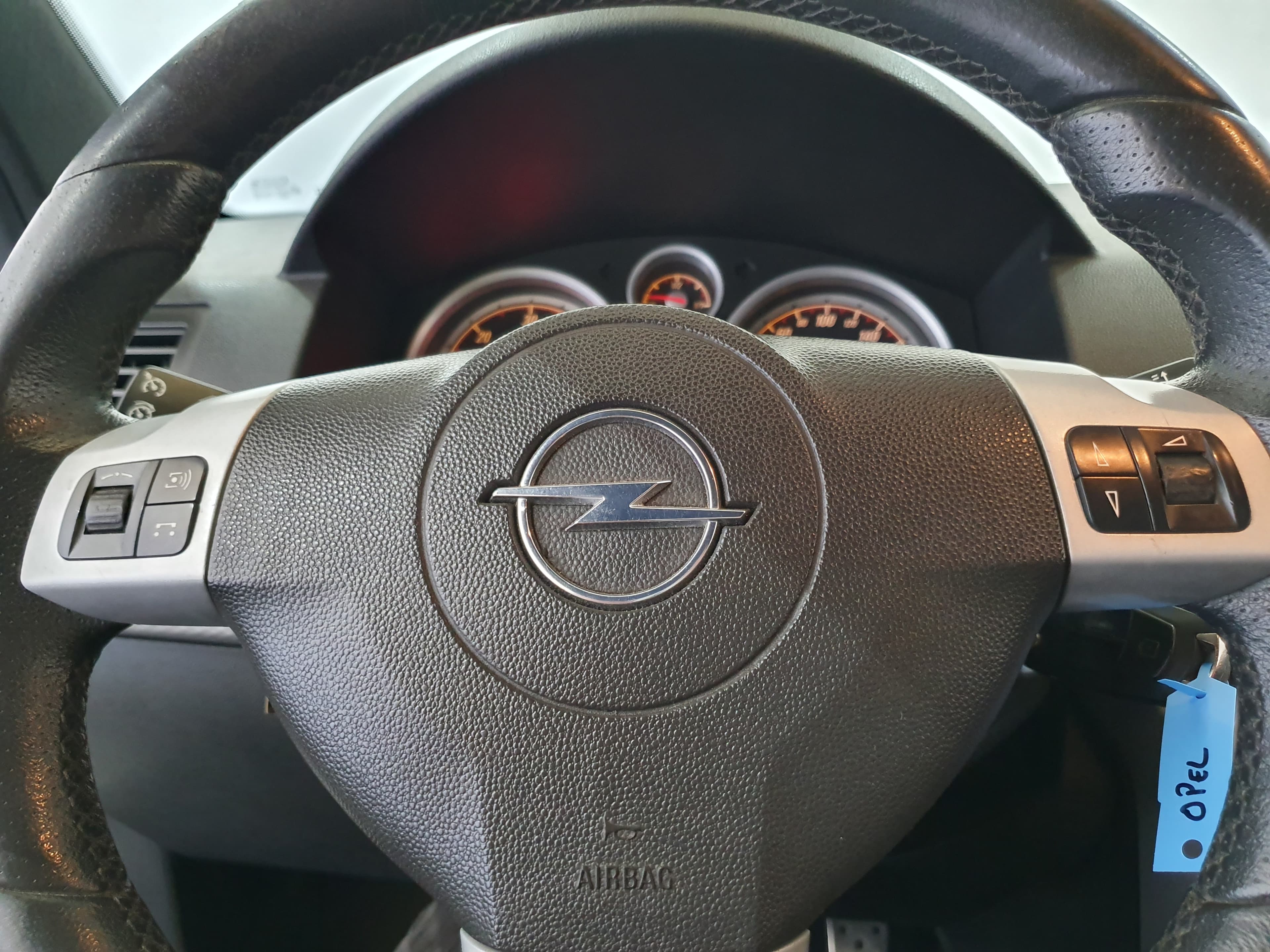 Opel Astra · Ano 2005 — imagem 40