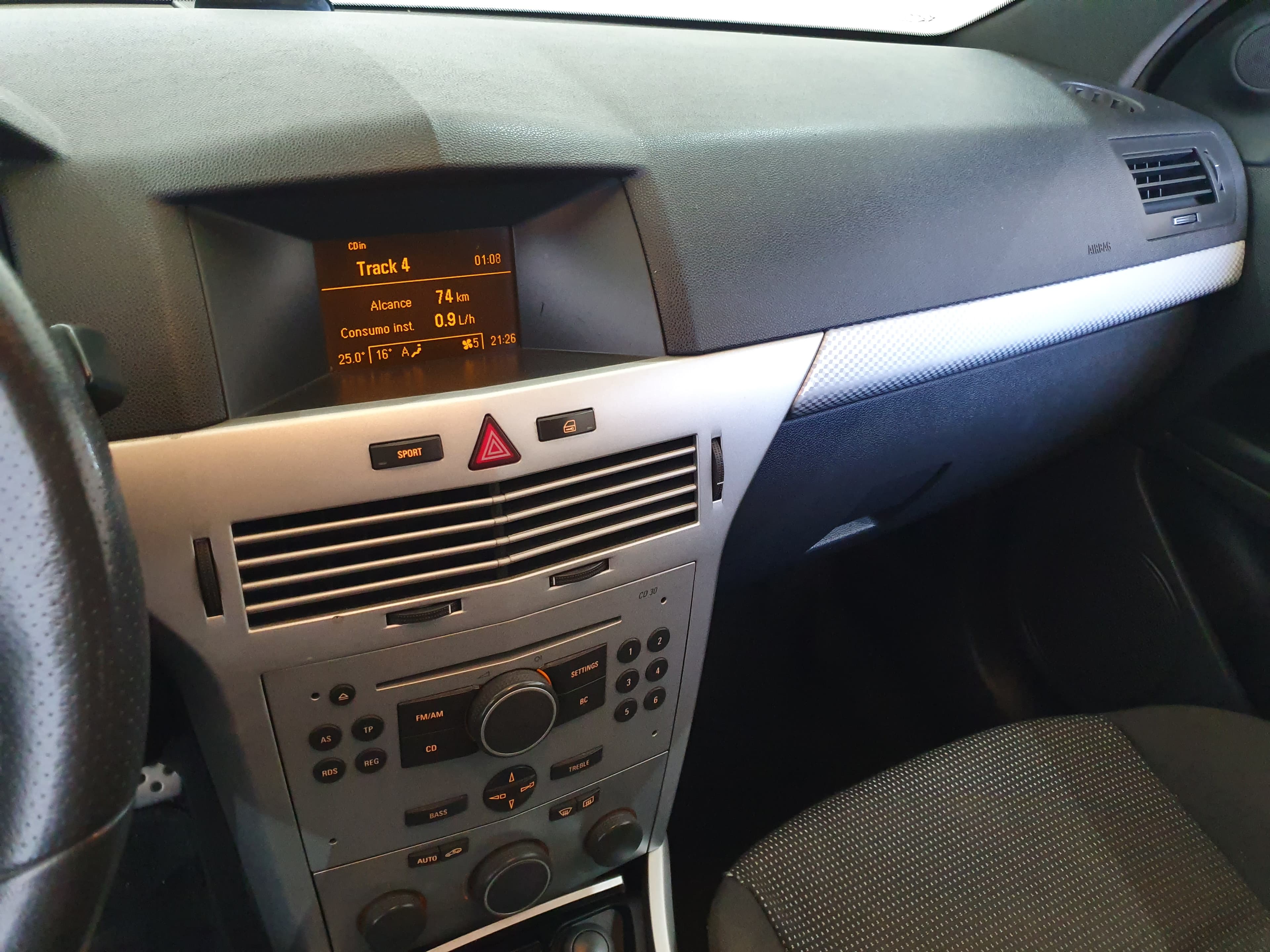 Opel Astra · Ano 2005 — imagem 32