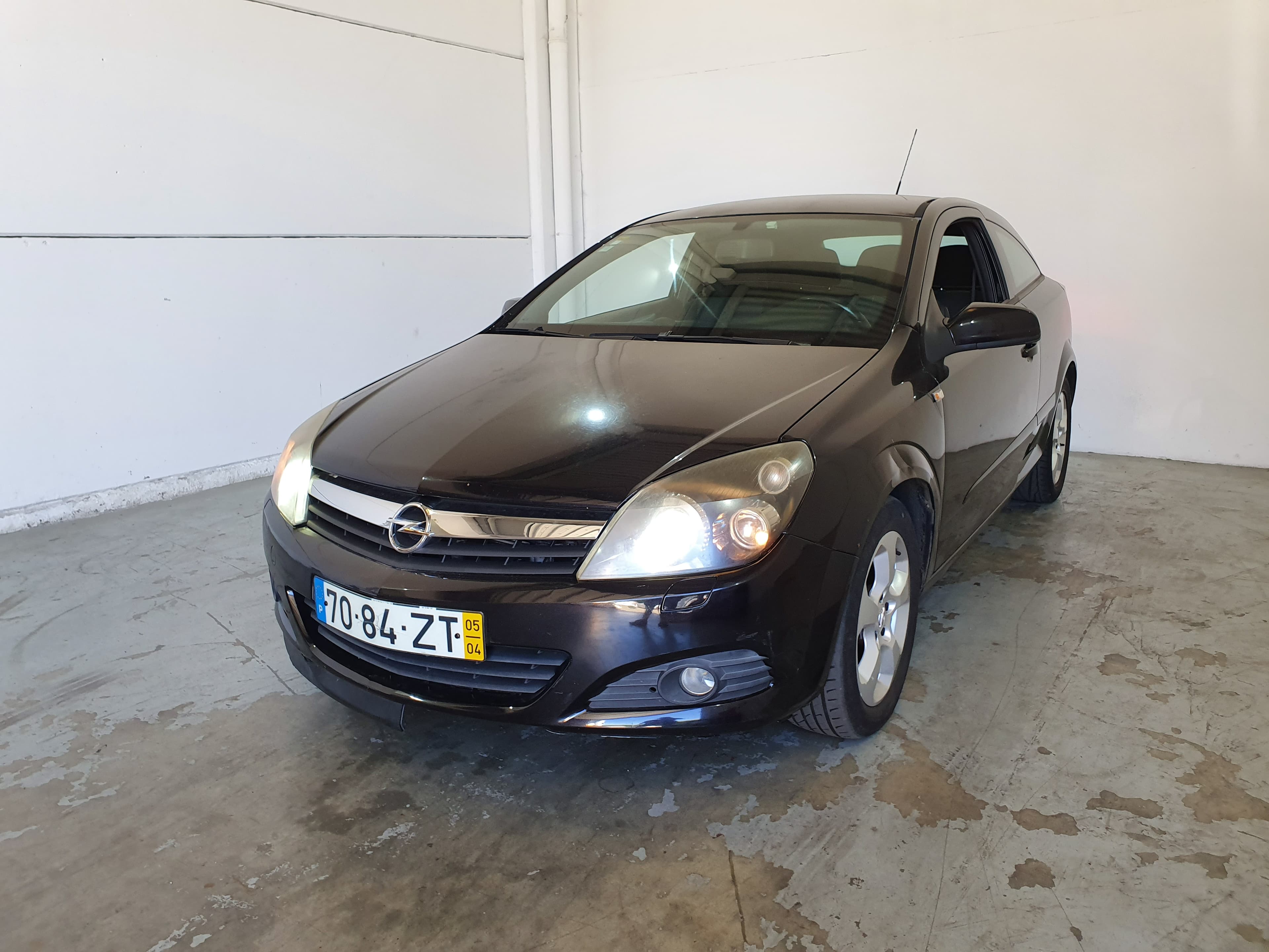 Opel Astra · Ano 2005 — imagem 1
