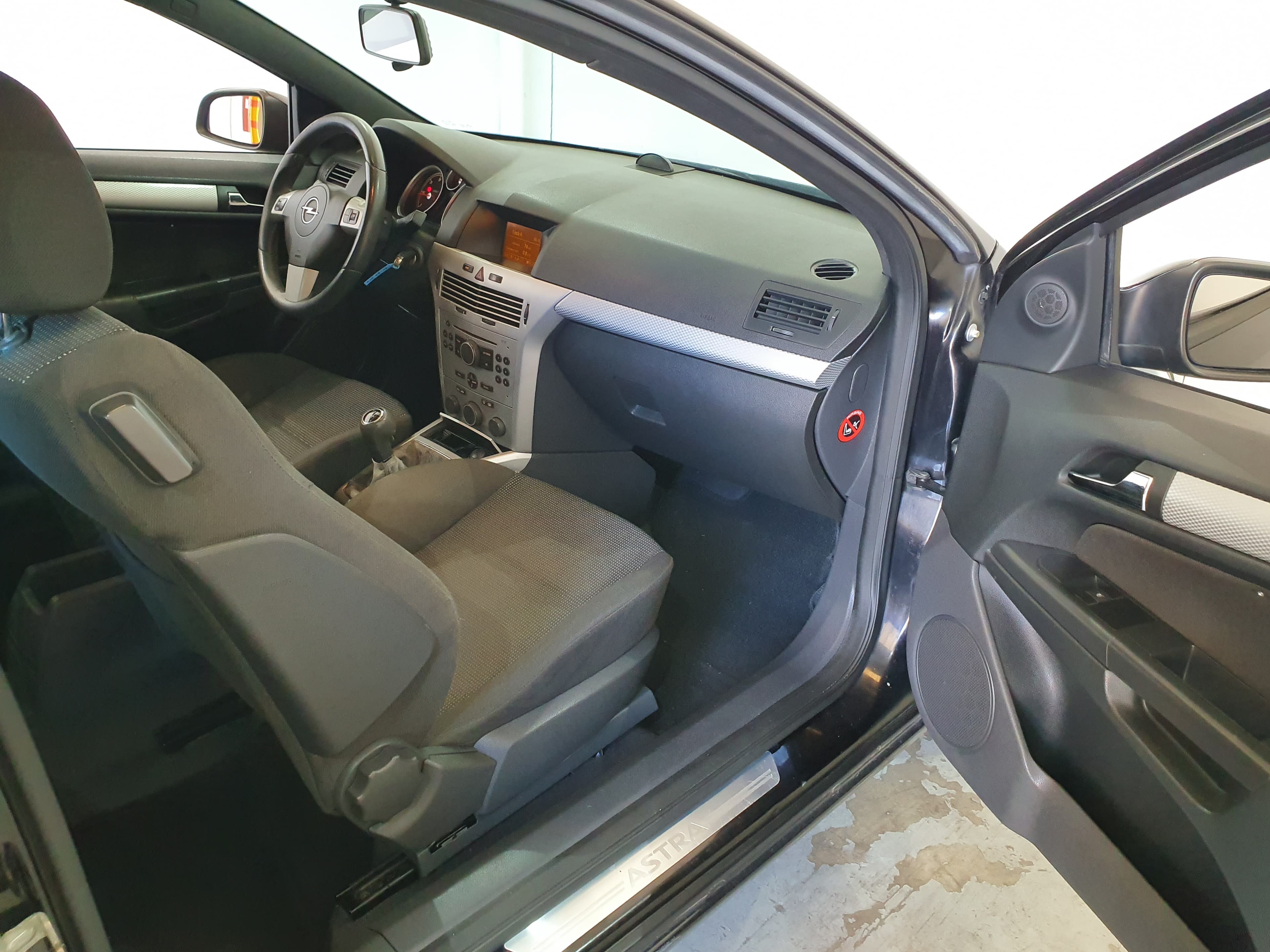 Opel Astra · Ano 2005 — imagem 23