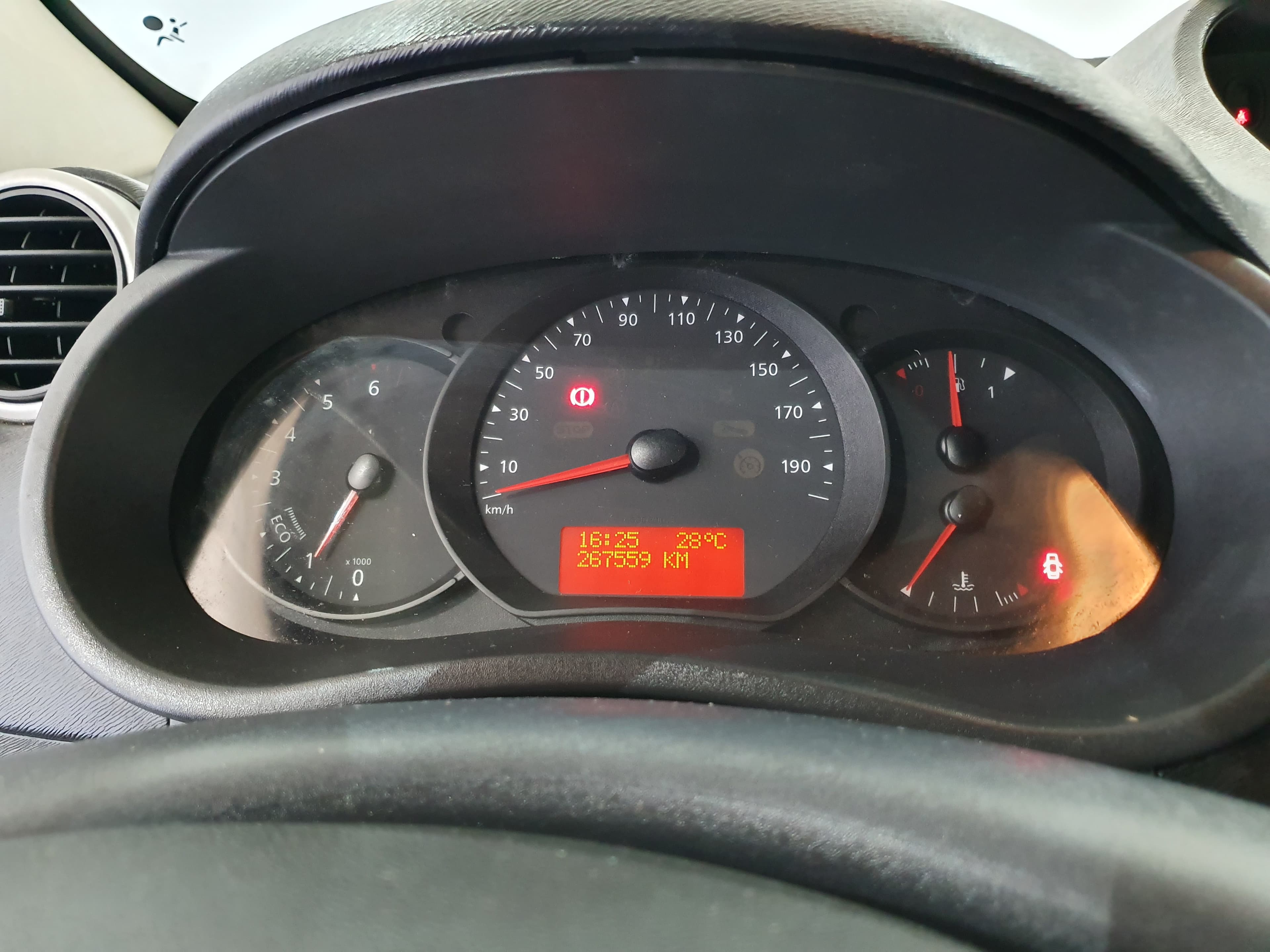 Renault Kangoo · Ano 2016 — imagem 35