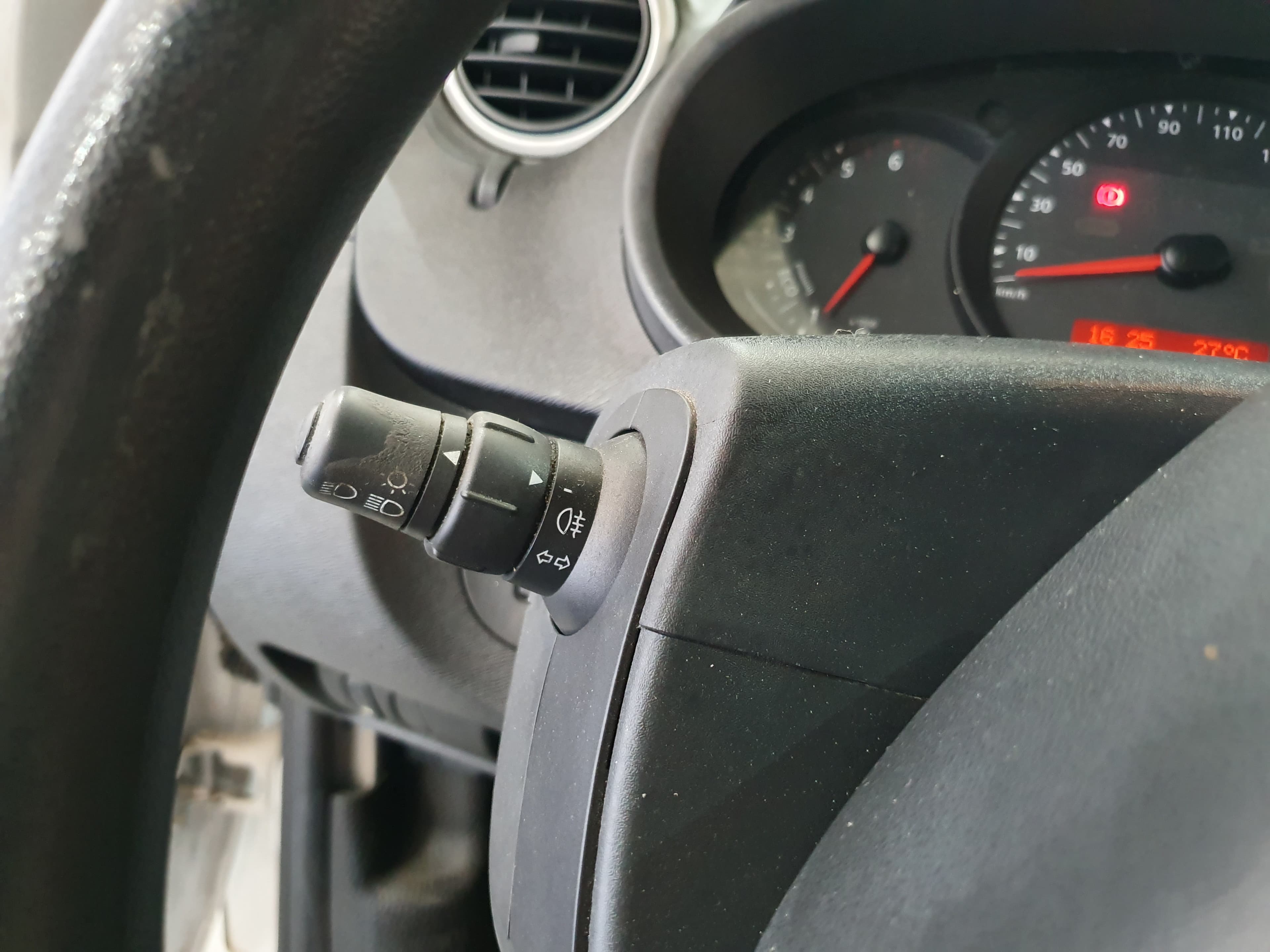 Renault Kangoo · Ano 2016 — imagem 33