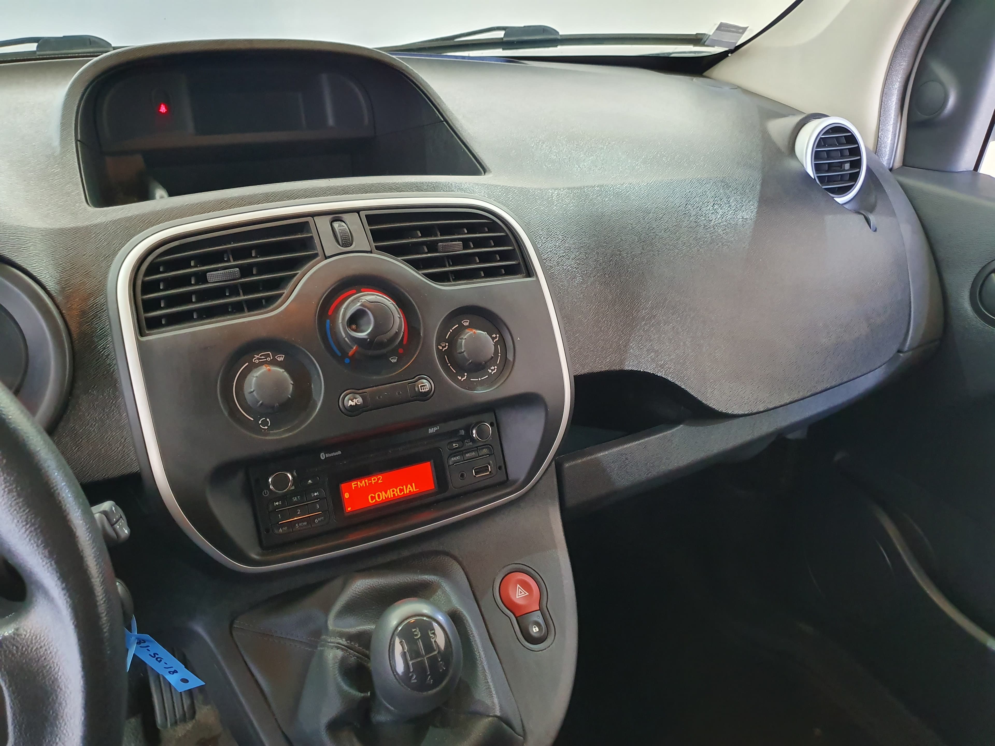 Renault Kangoo · Ano 2016 — imagem 28