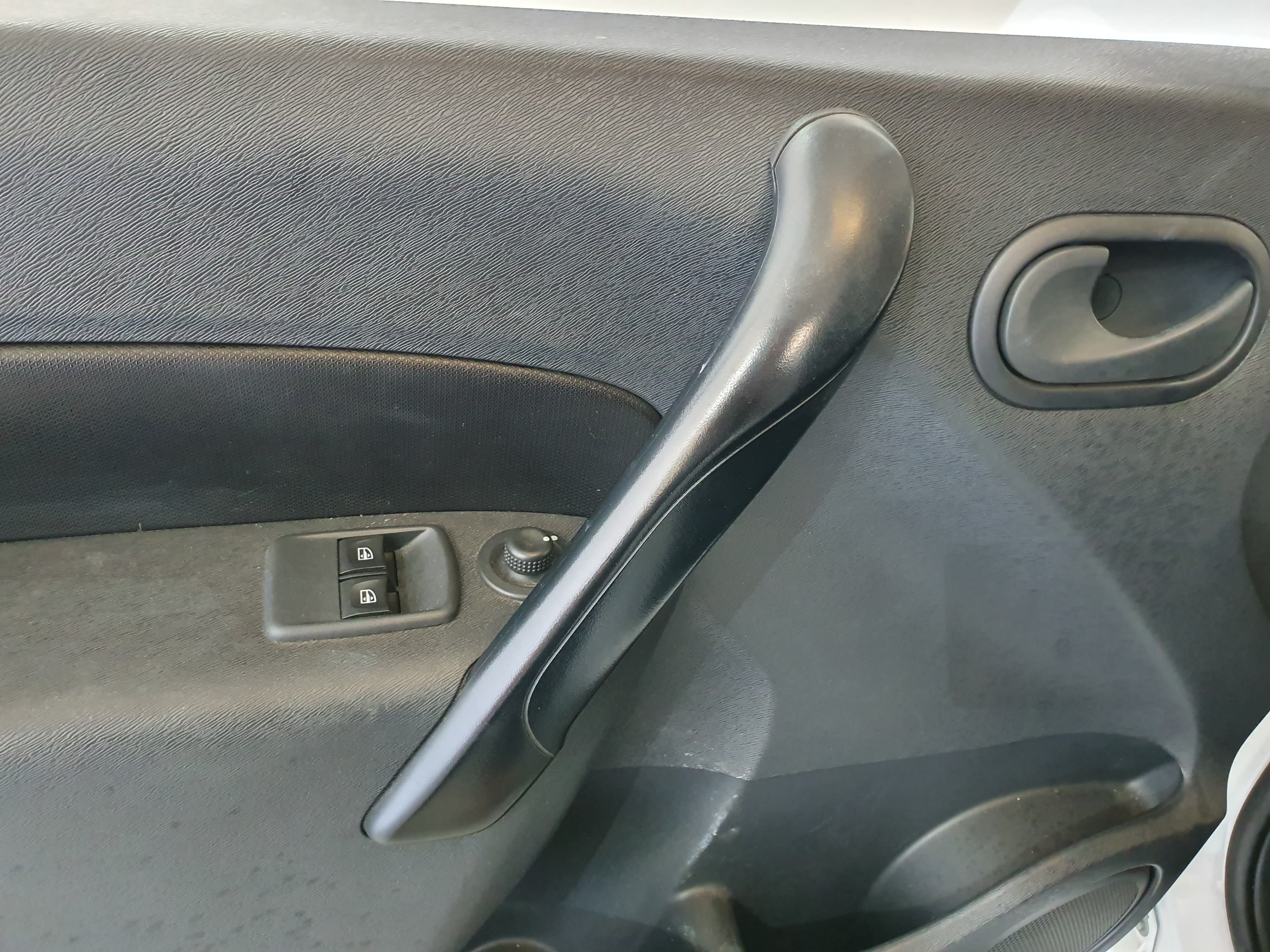 Renault Kangoo · Ano 2016 — imagem 19