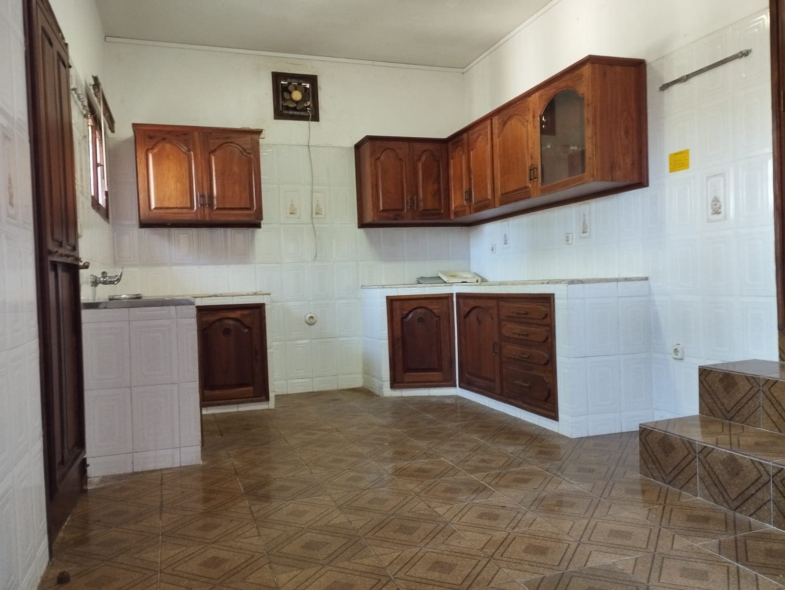 Moradia duplex T4 equipada — imagem 36