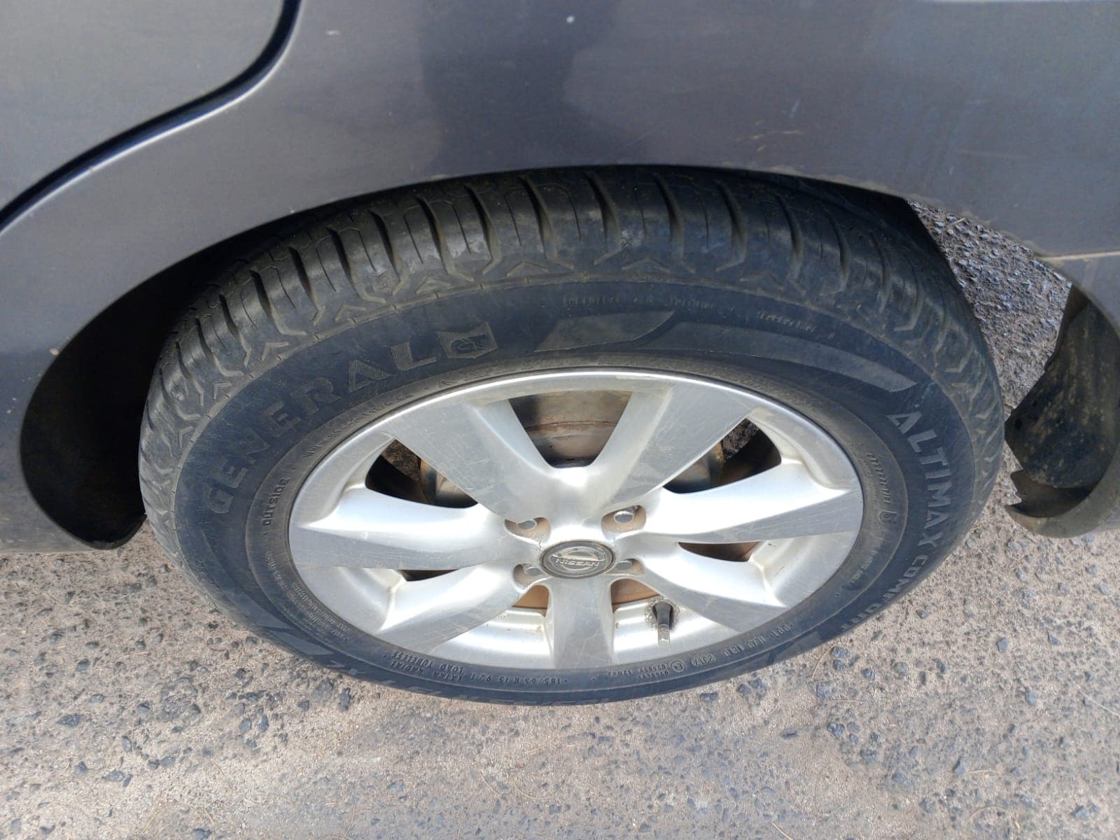 Nissan Almera — imagem 16