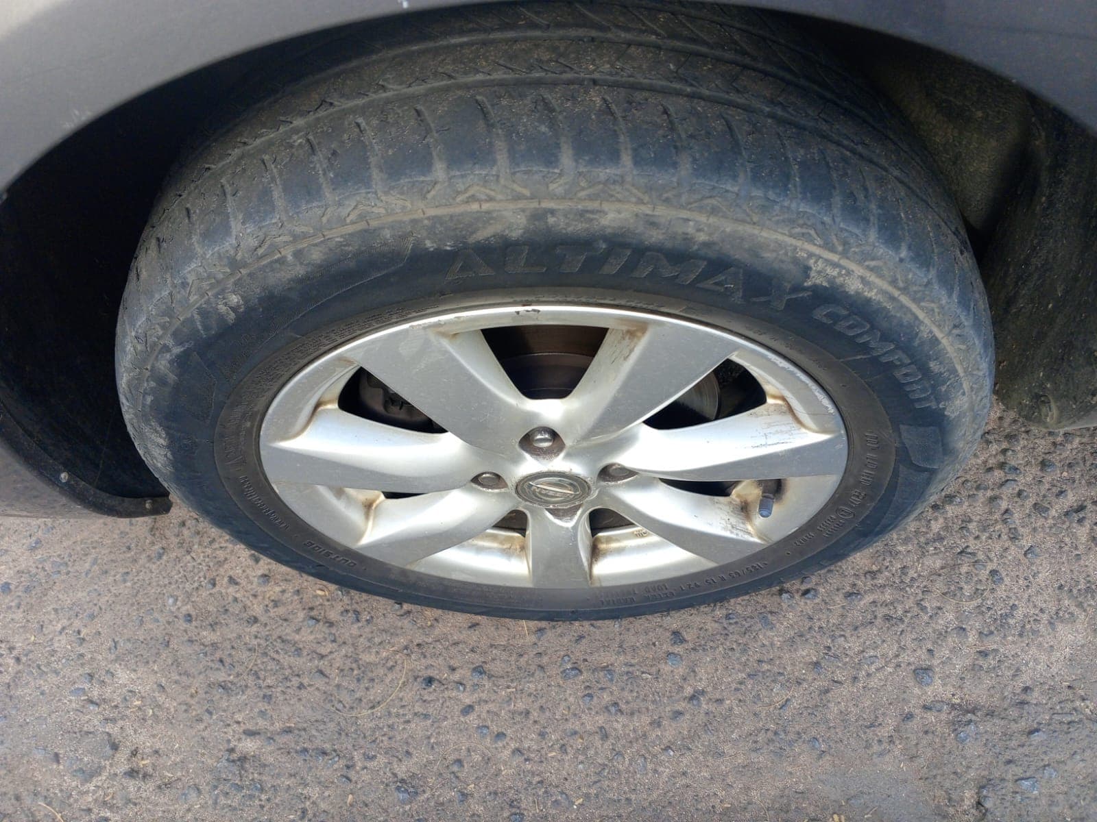 Nissan Almera — imagem 8
