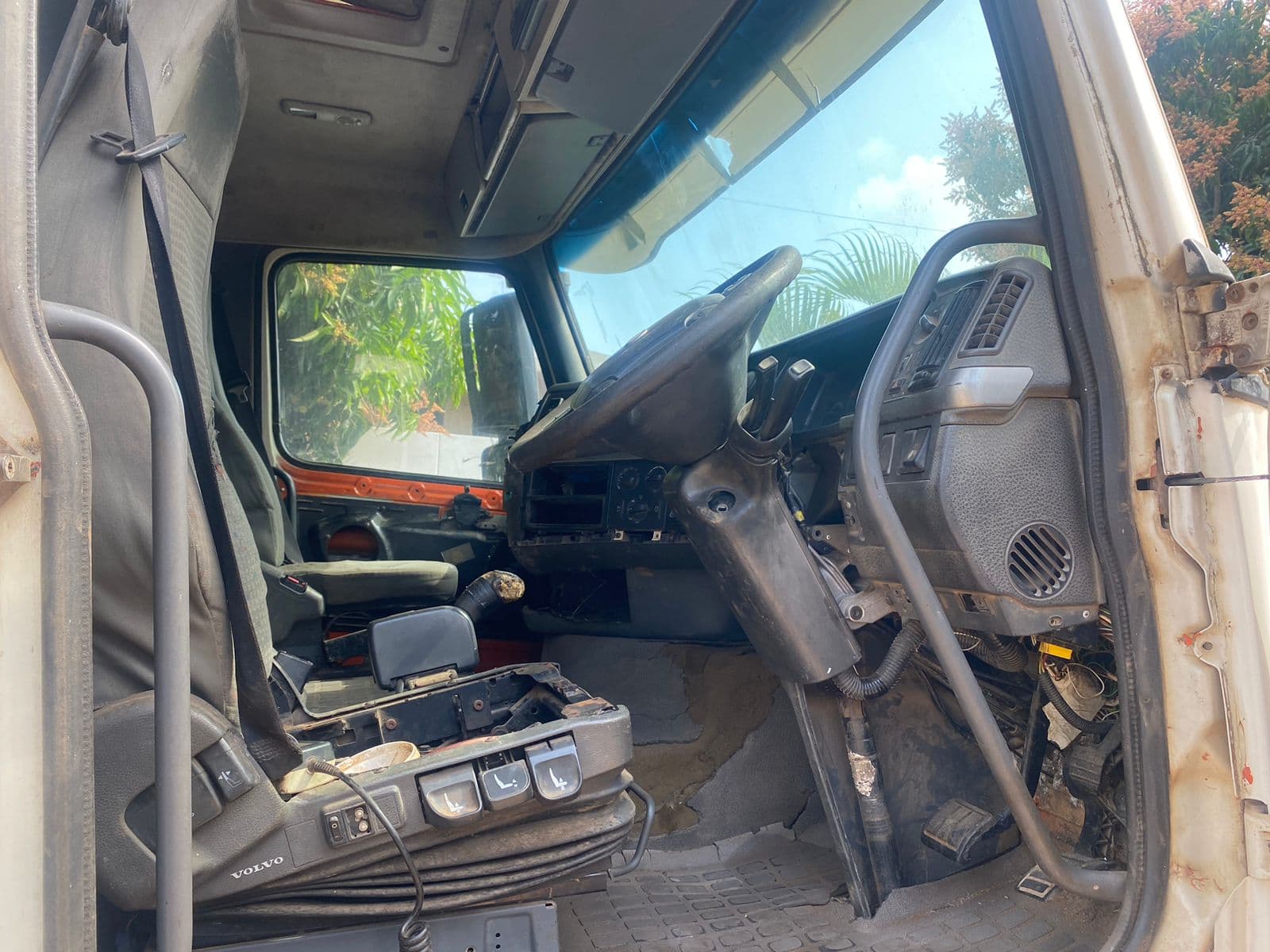 Camião Volvo — imagem 14