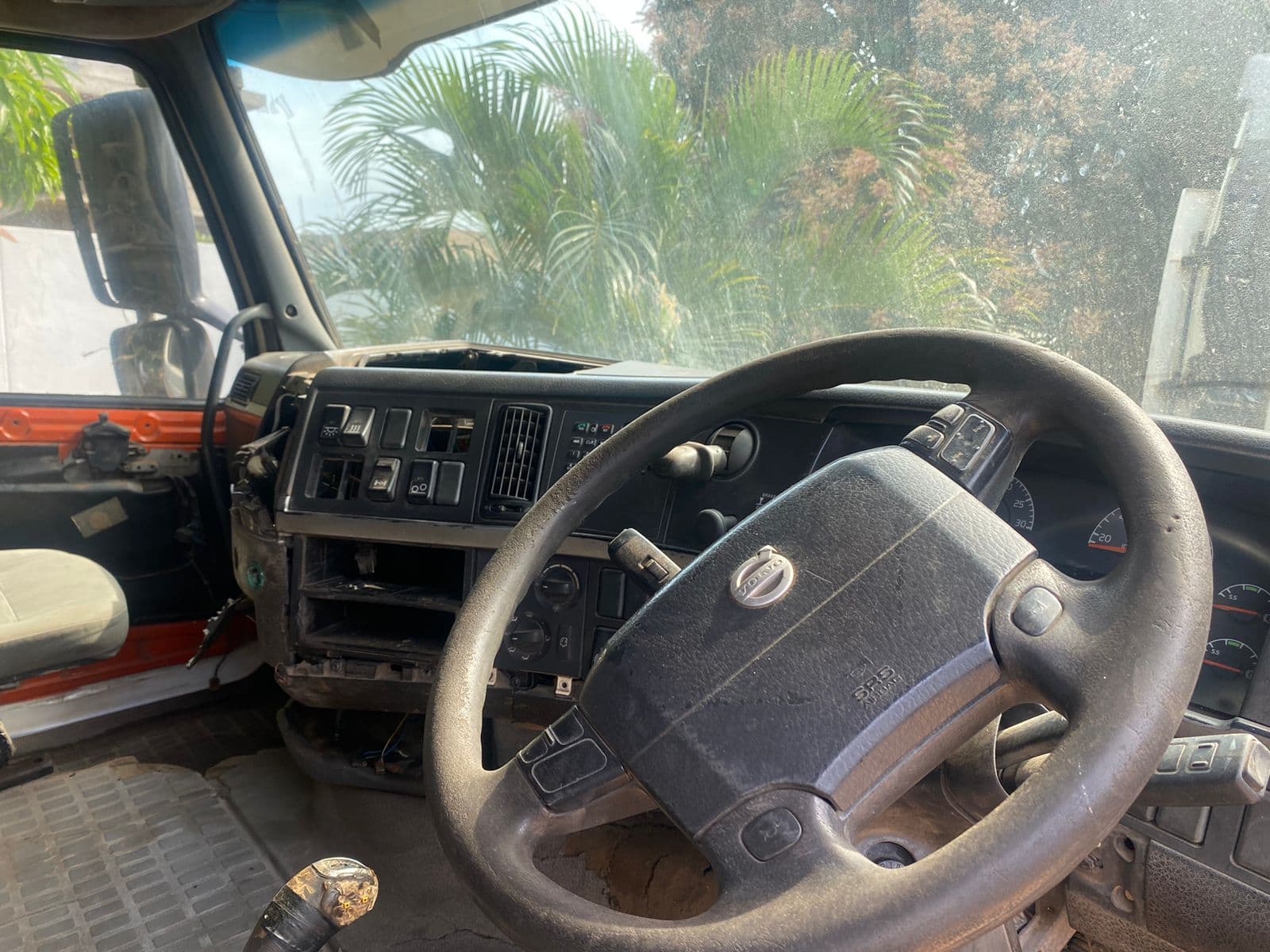 Camião Volvo — imagem 13