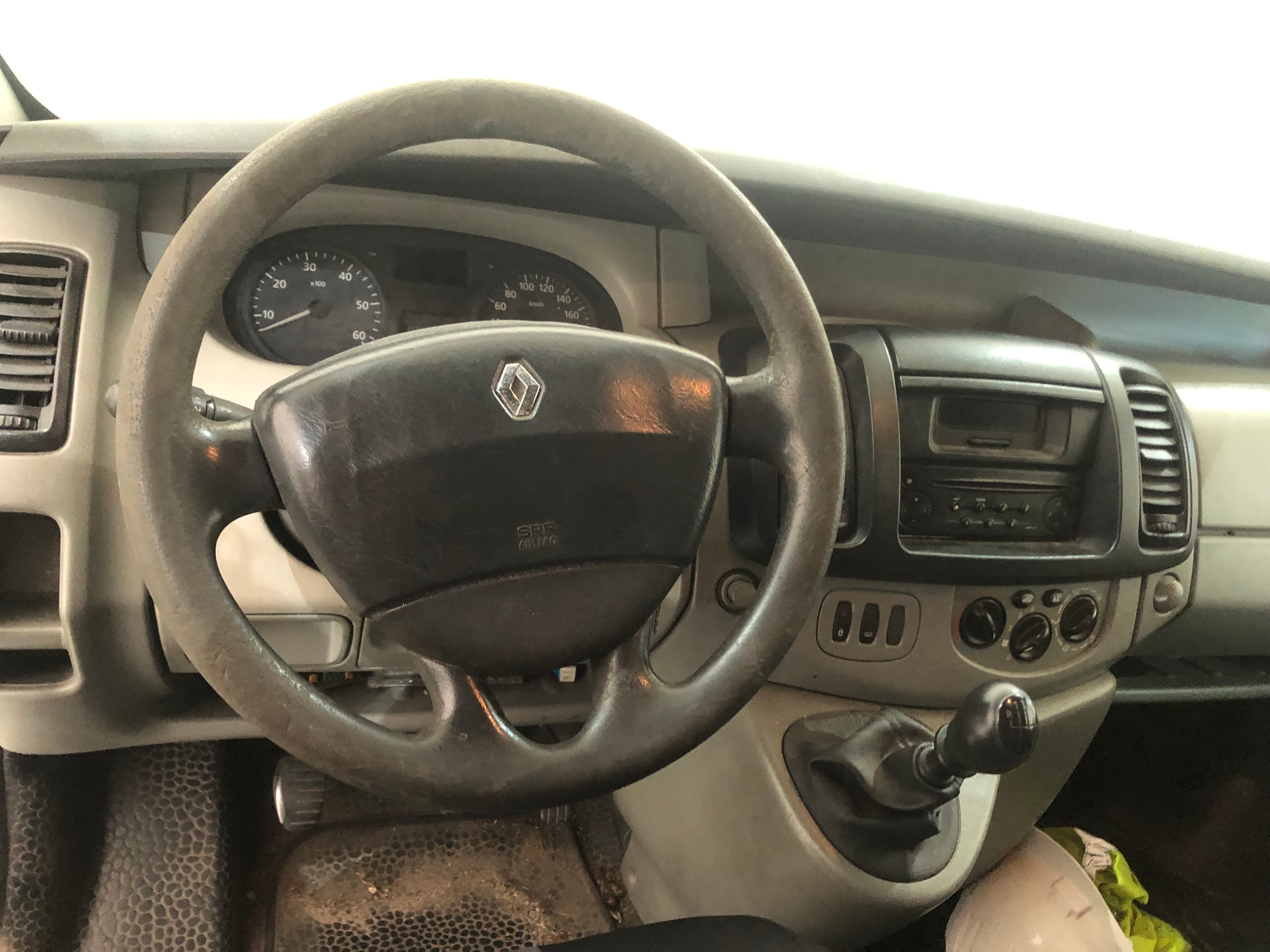 Renault Trafic 1.9 DCI — imagen 20