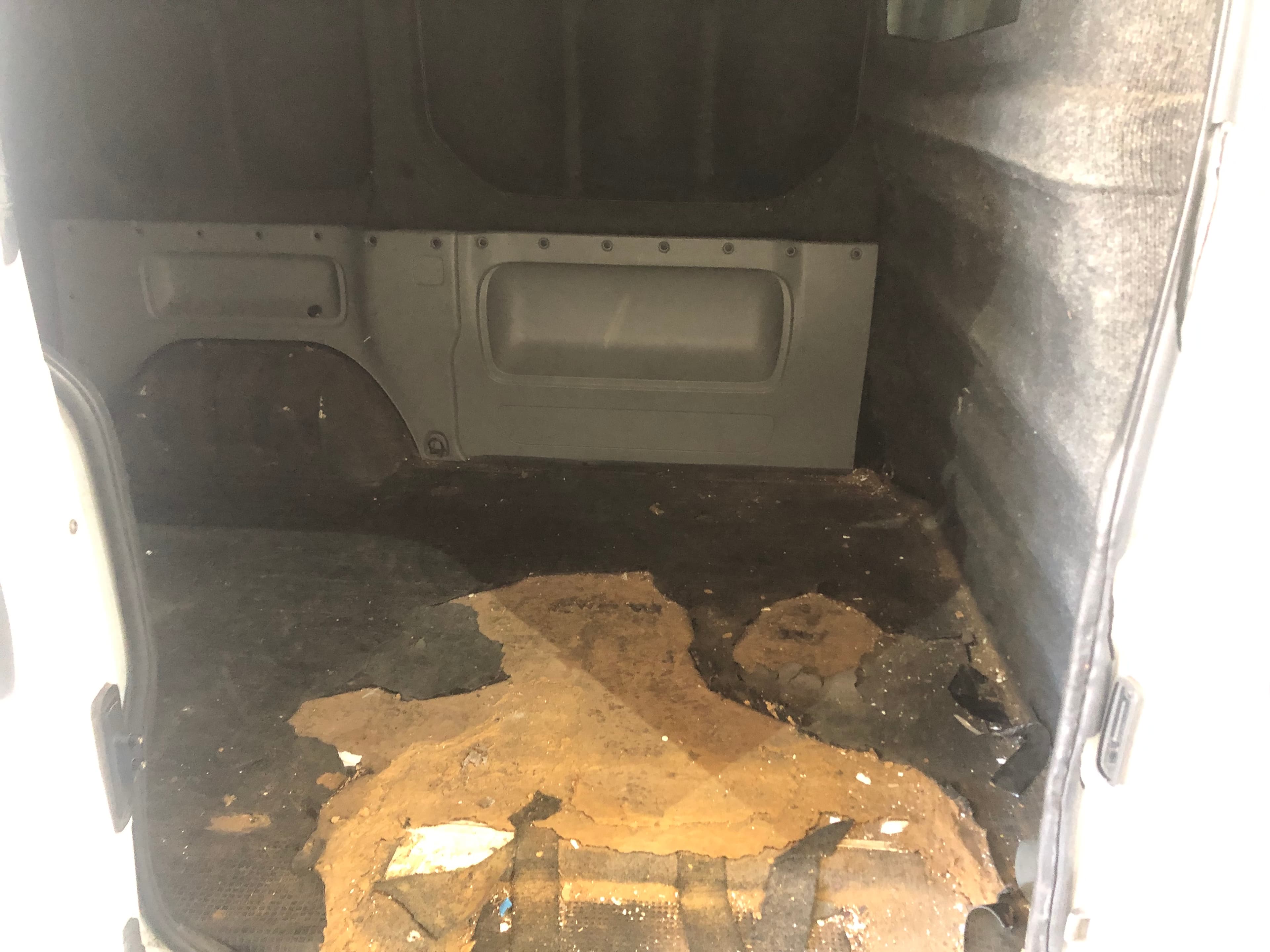 Renault Trafic 1.9 DCI — imagen 10