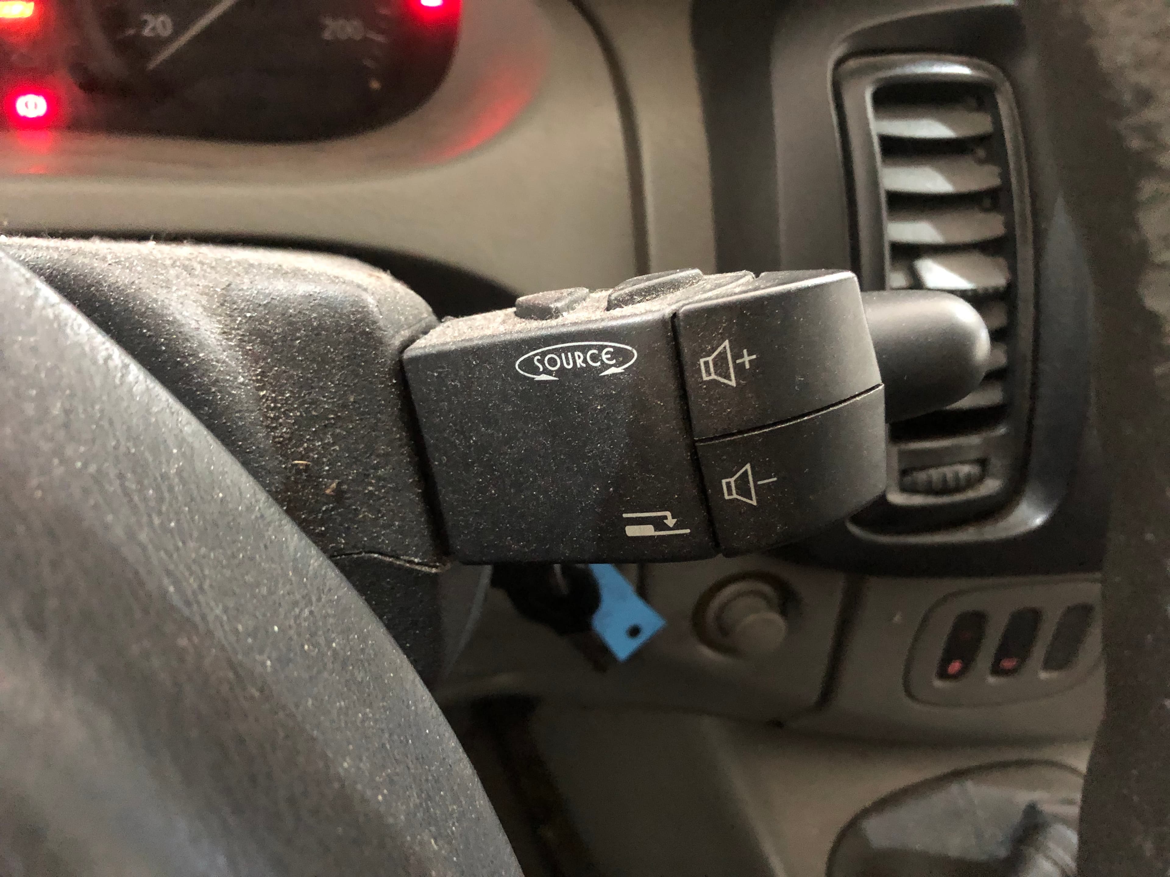 Renault Trafic 1.9 DCI — imagen 22