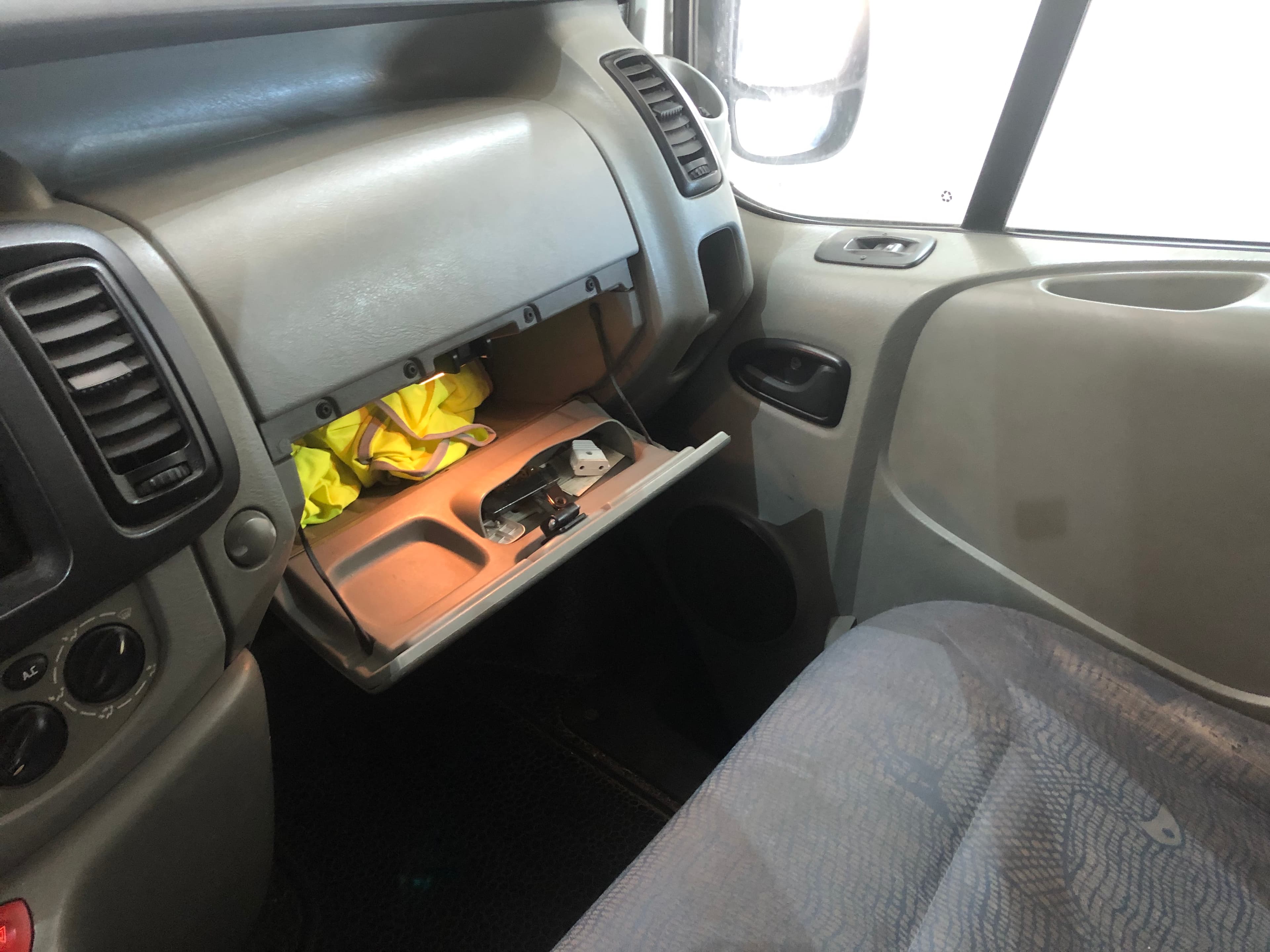 Renault Trafic 1.9 DCI — imagen 30
