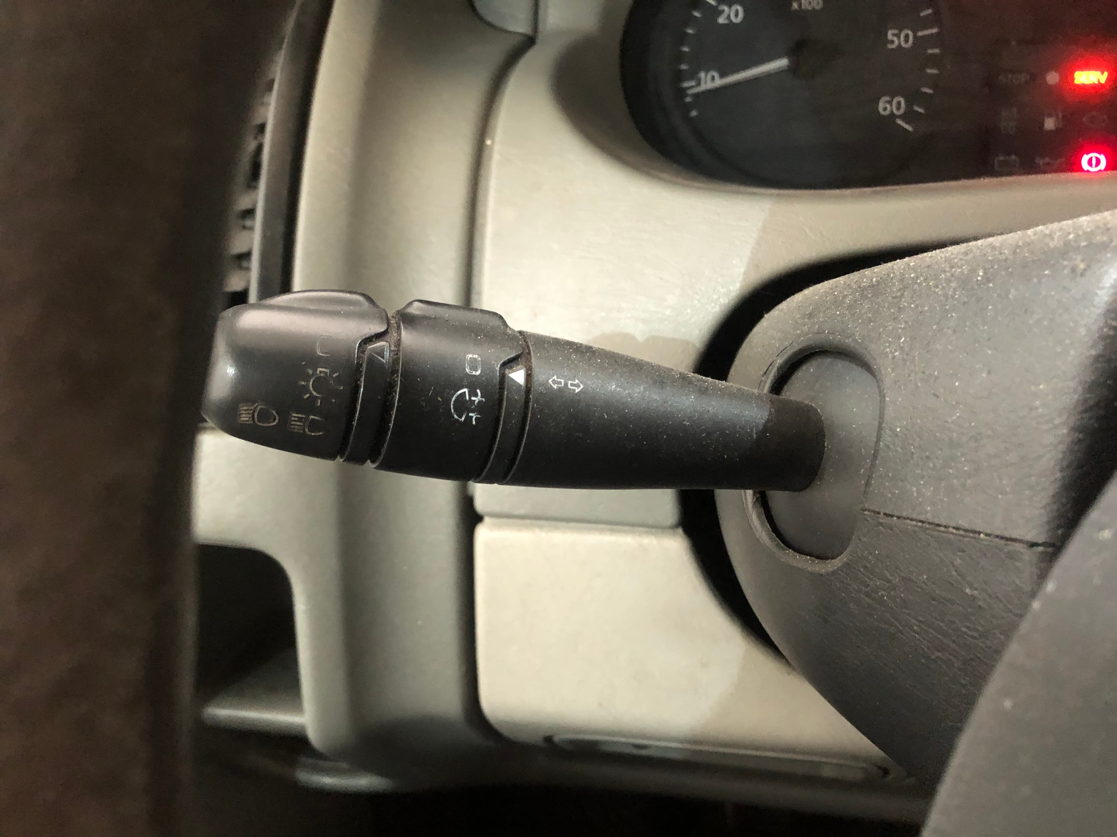 Renault Trafic 1.9 DCI — imagen 21