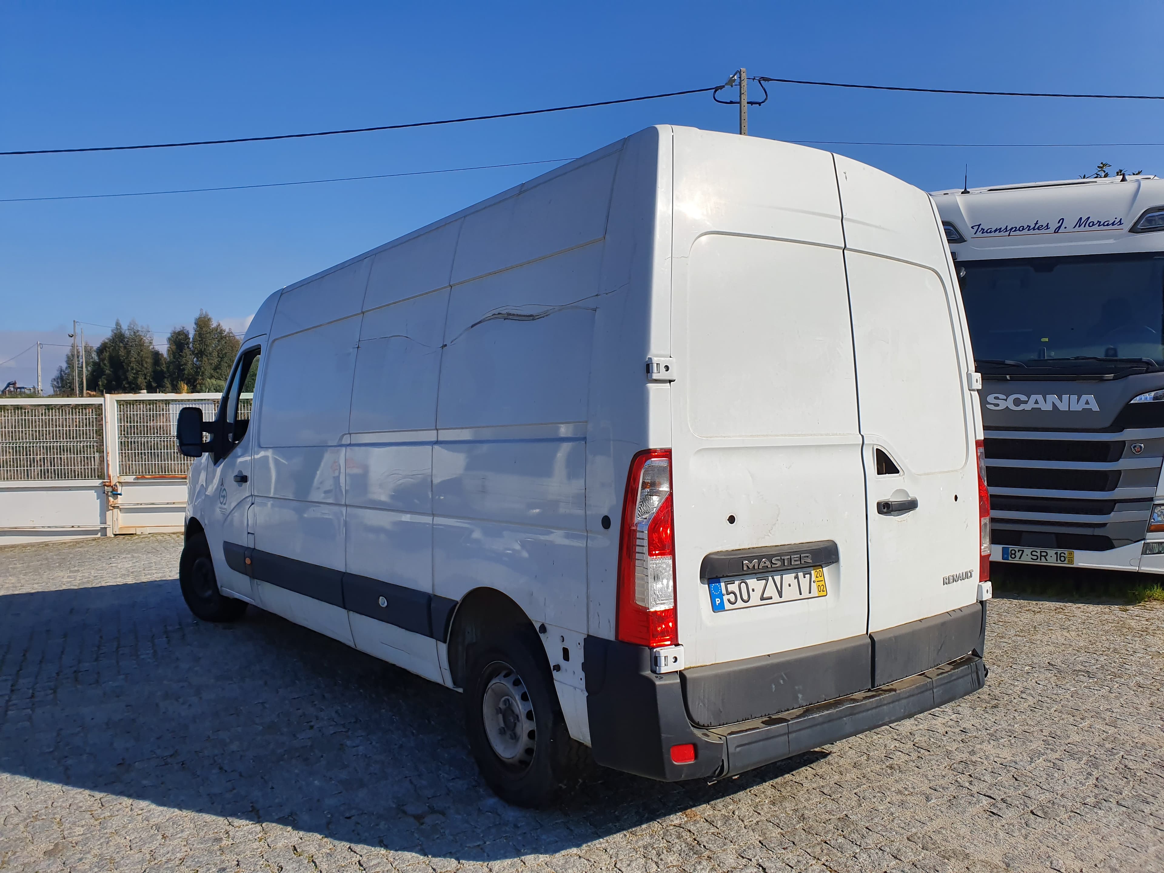 Renault Master 2.3 DCI · Ano 2020 — imagem 5