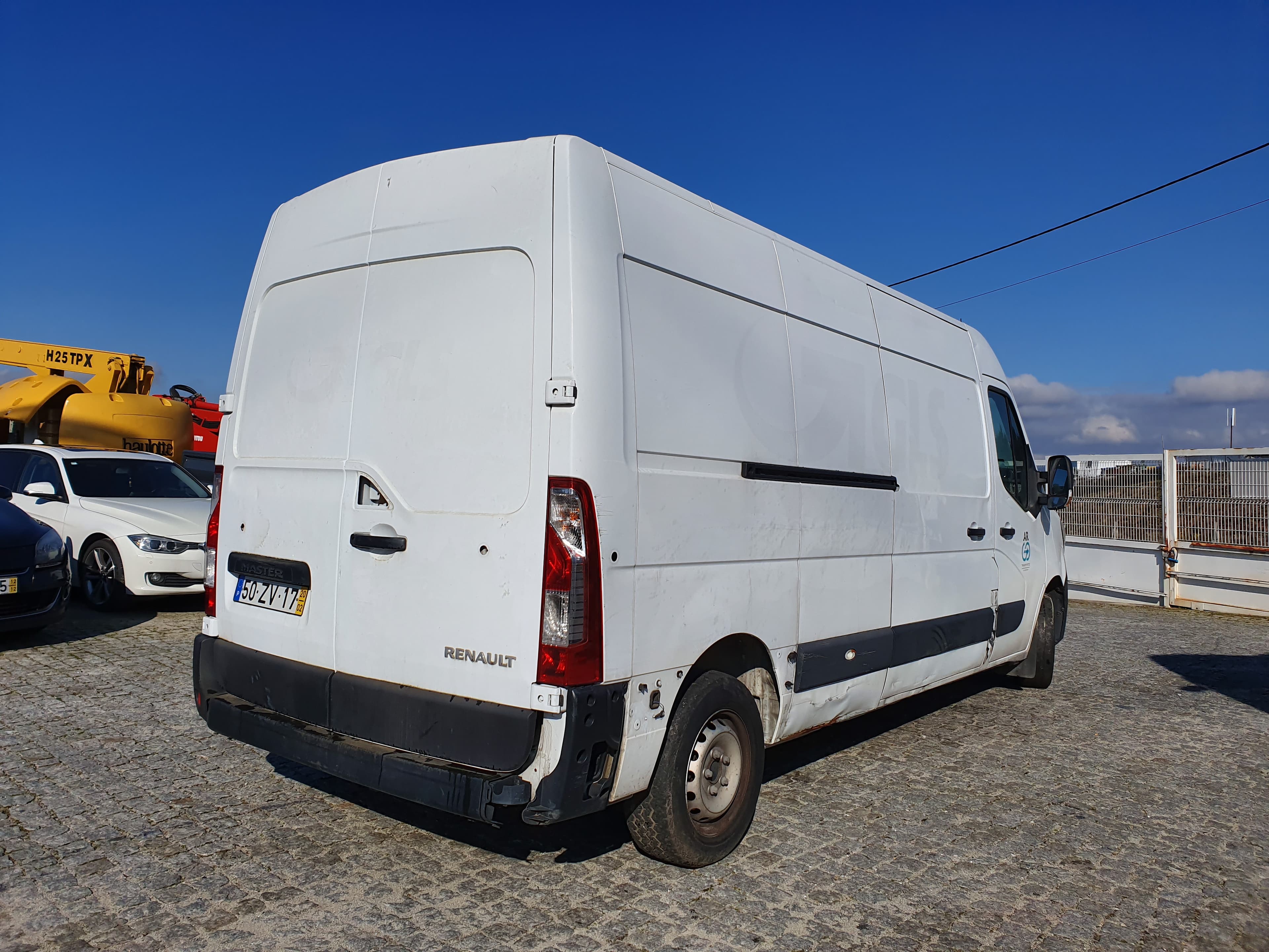 Renault Master 2.3 DCI · Ano 2020 — imagem 4