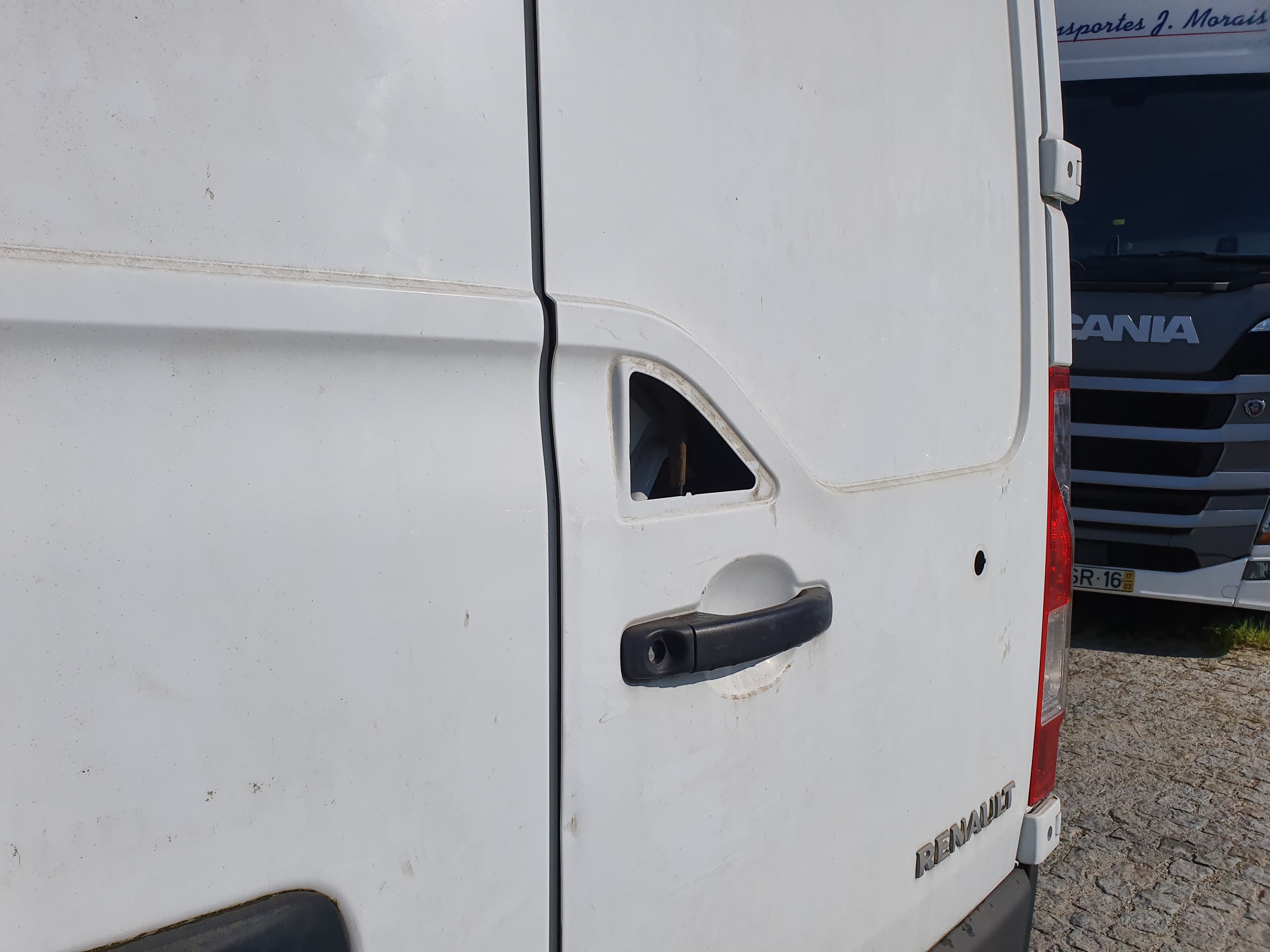 Renault Master 2.3 DCI · Ano 2020 — imagem 9