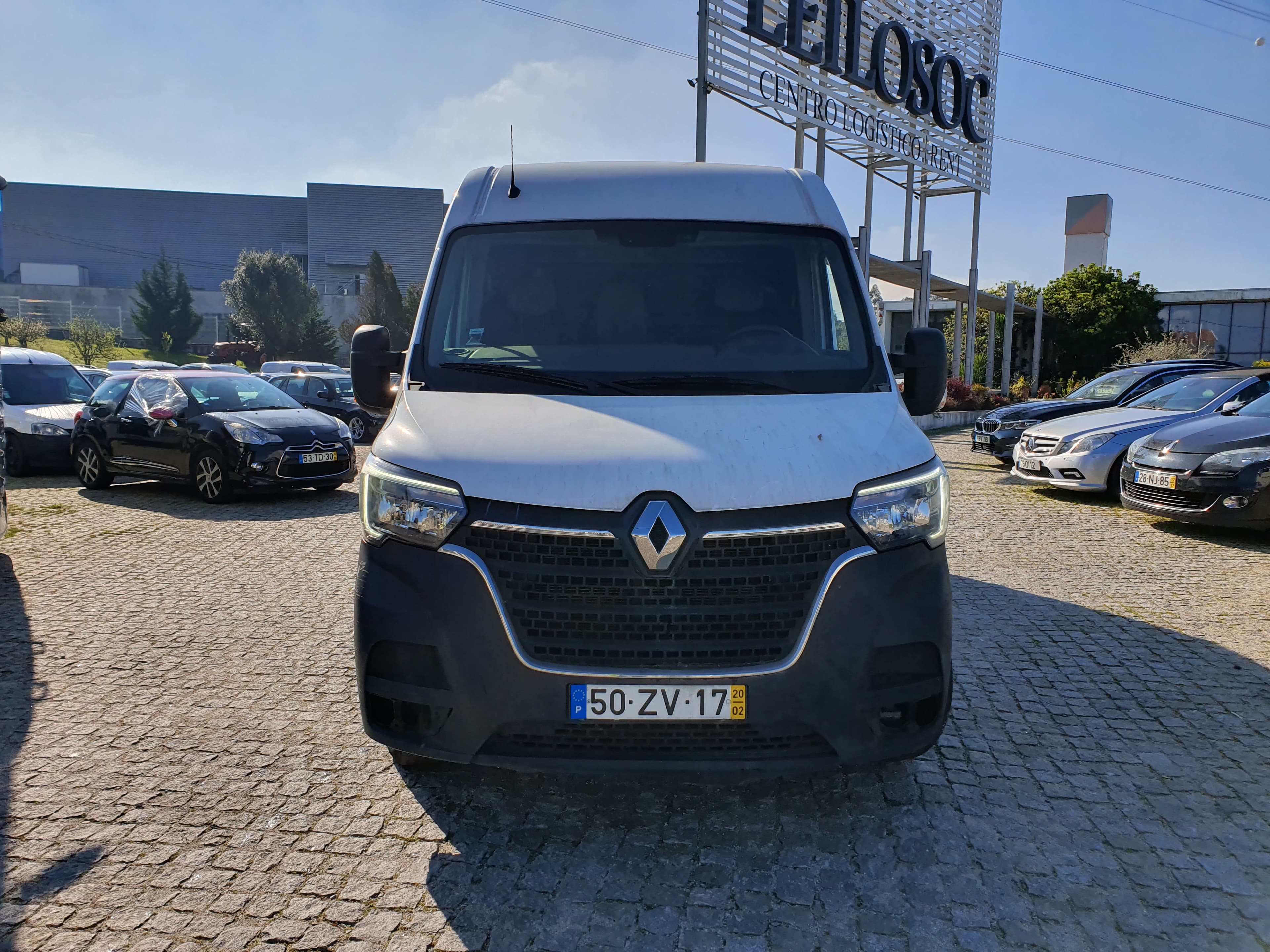 Renault Master 2.3 DCI · Ano 2020 — imagem 2