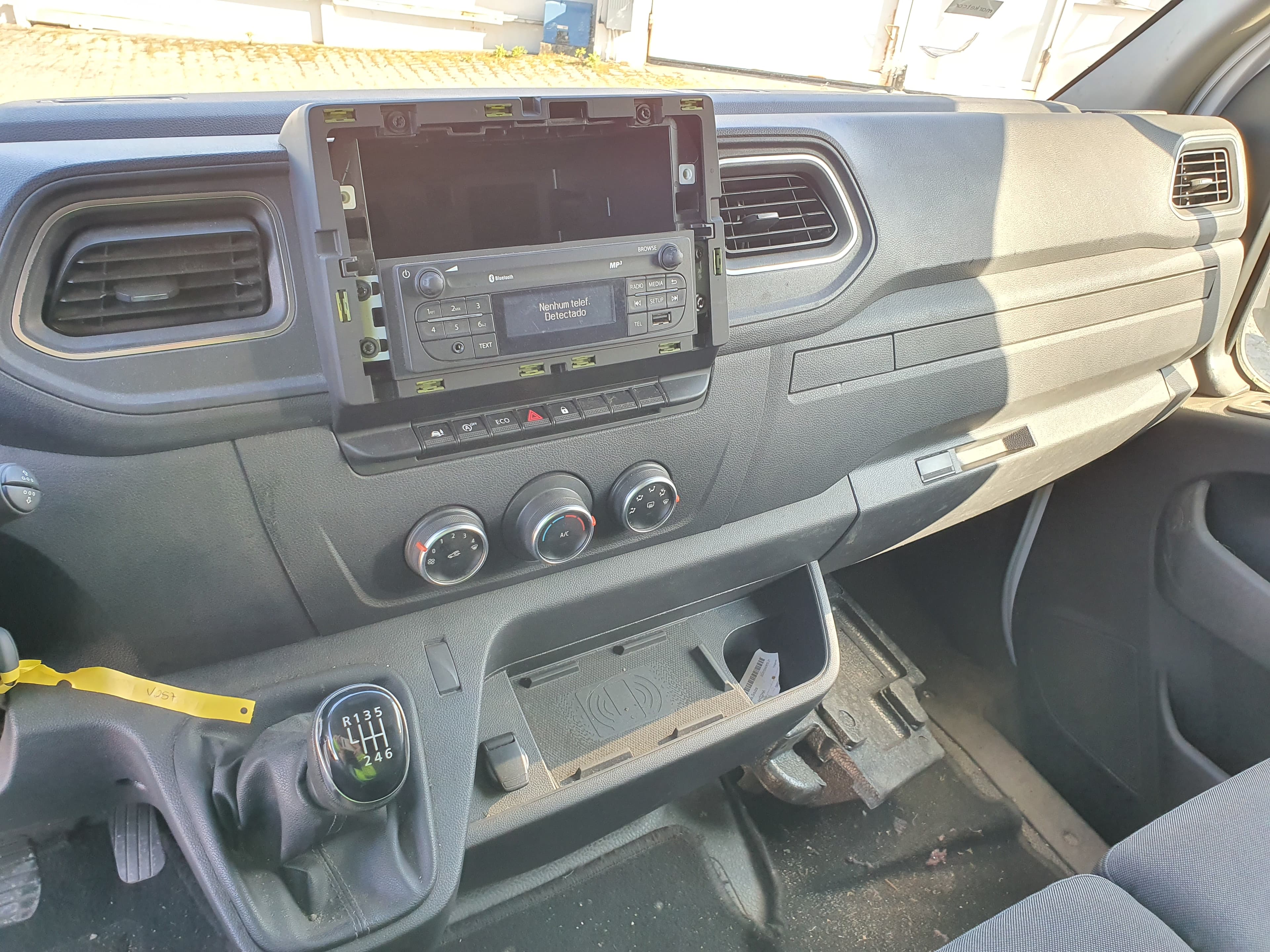 Renault Master 2.3 DCI · Ano 2020 — imagem 31
