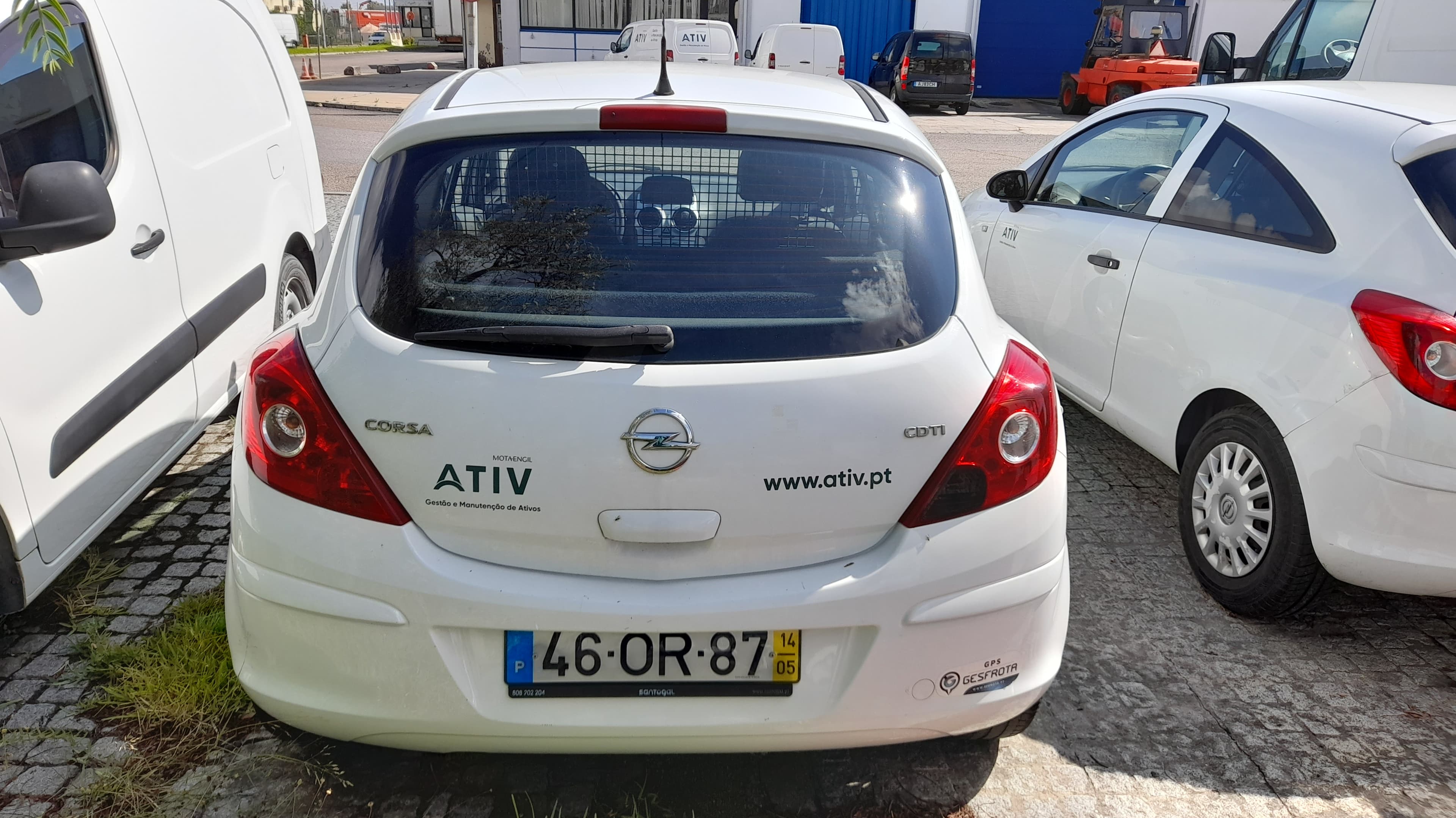 Opel Corsa Van 1.3 CDTI — imagem 6