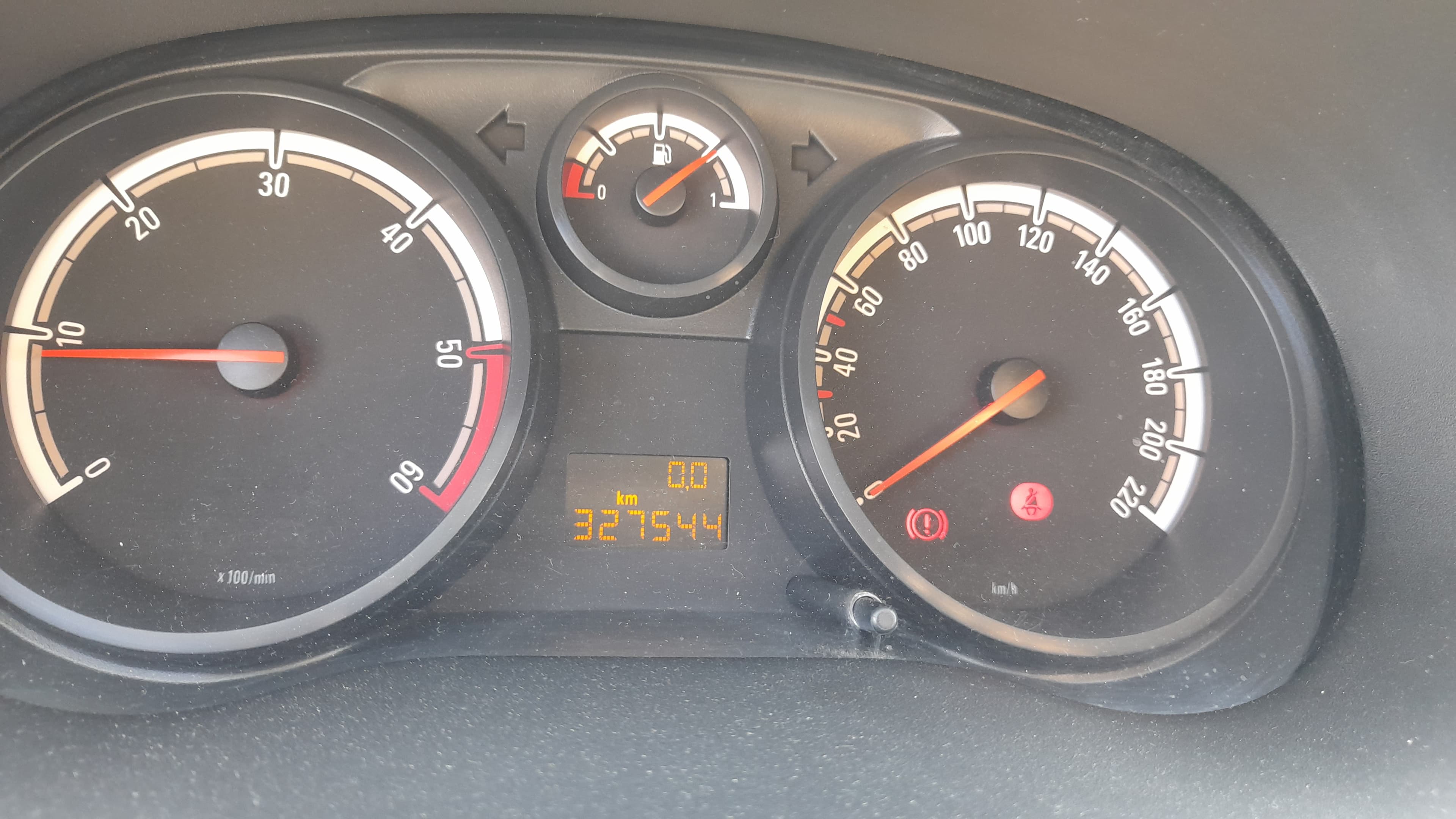 Opel Corsa Van 1.3 CDTI — imagem 14