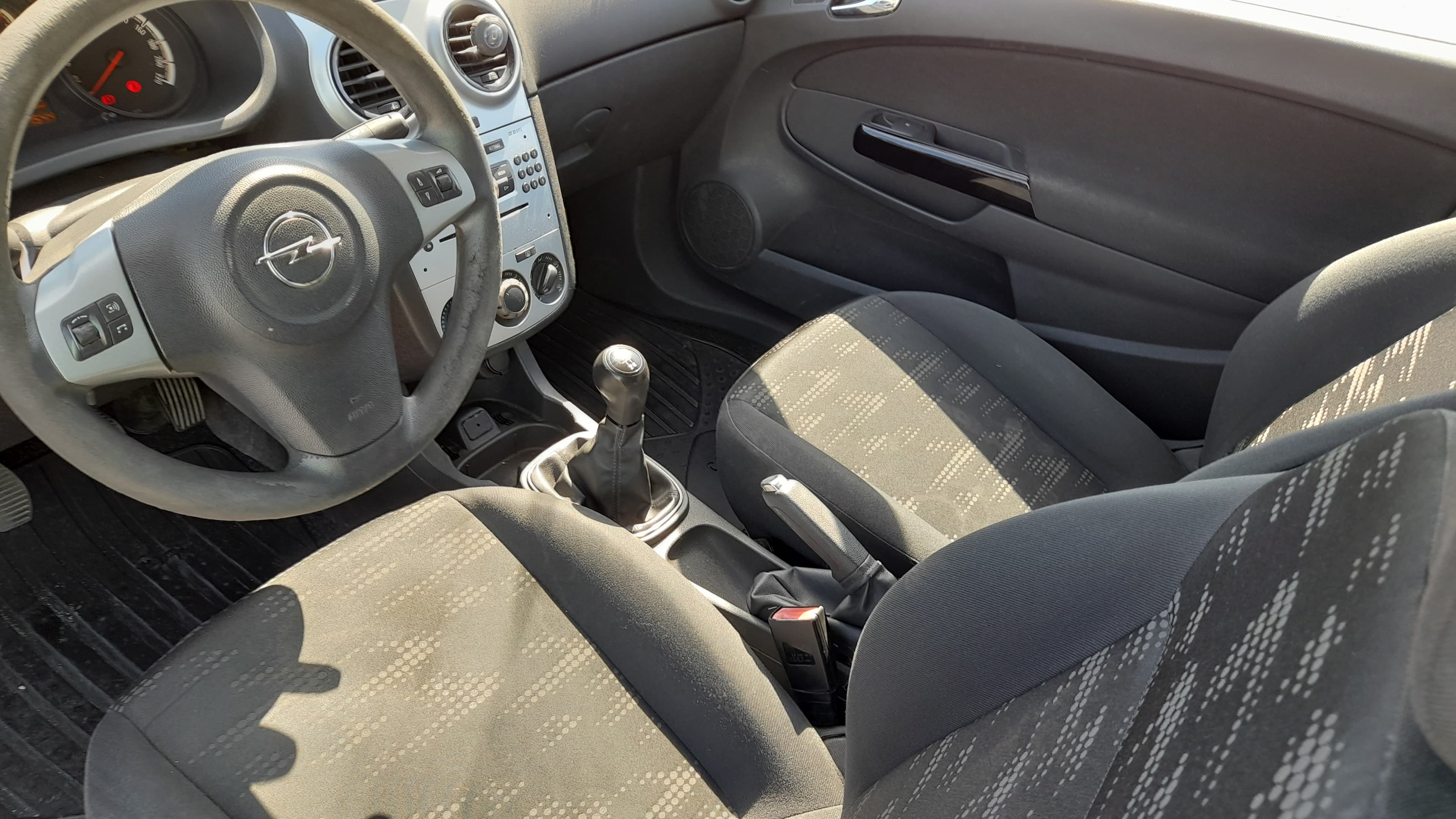 Opel Corsa Van 1.3 CDTI — imagem 9