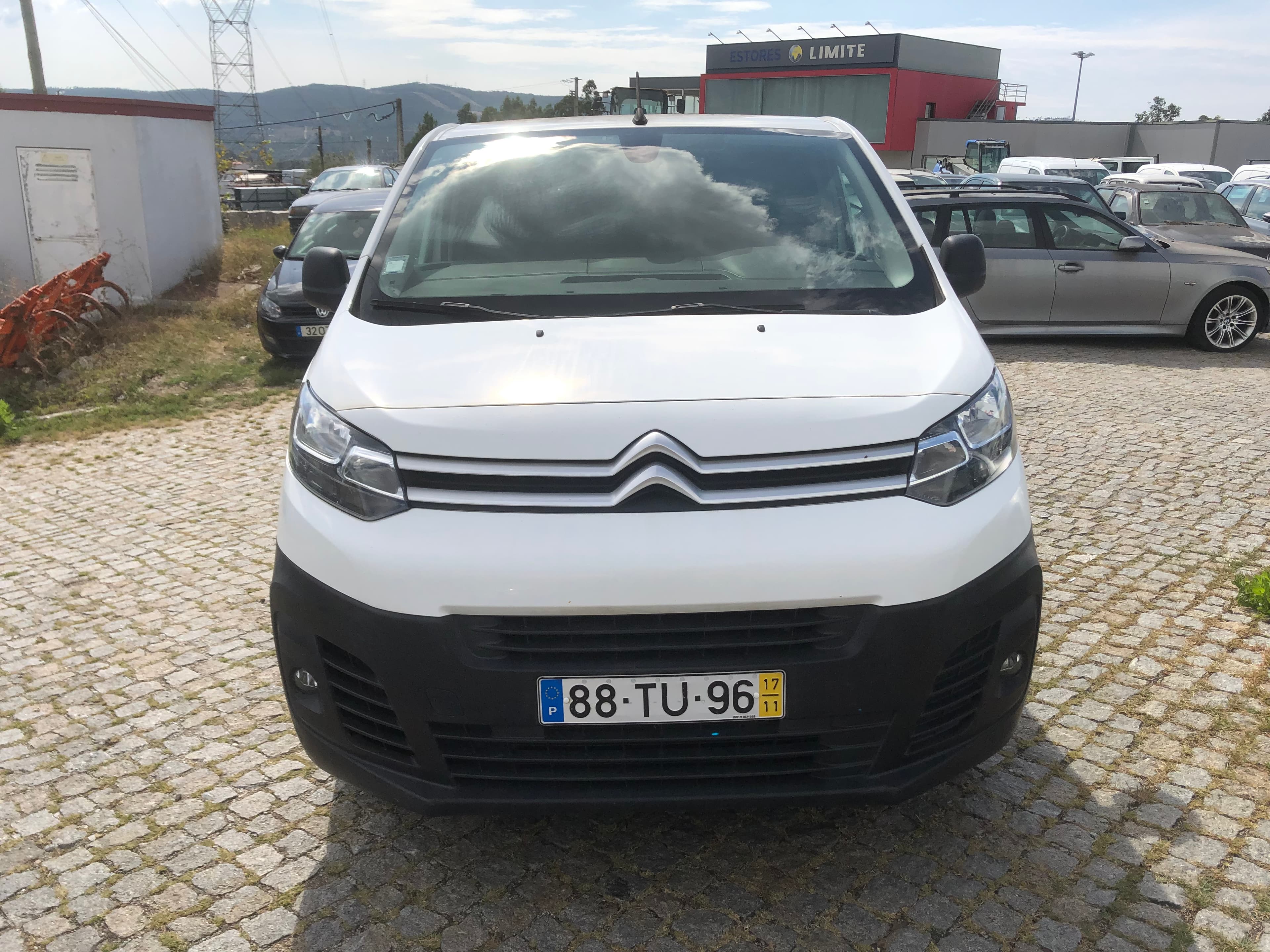 Citroën Jumpy · Ano 2017 — image 2