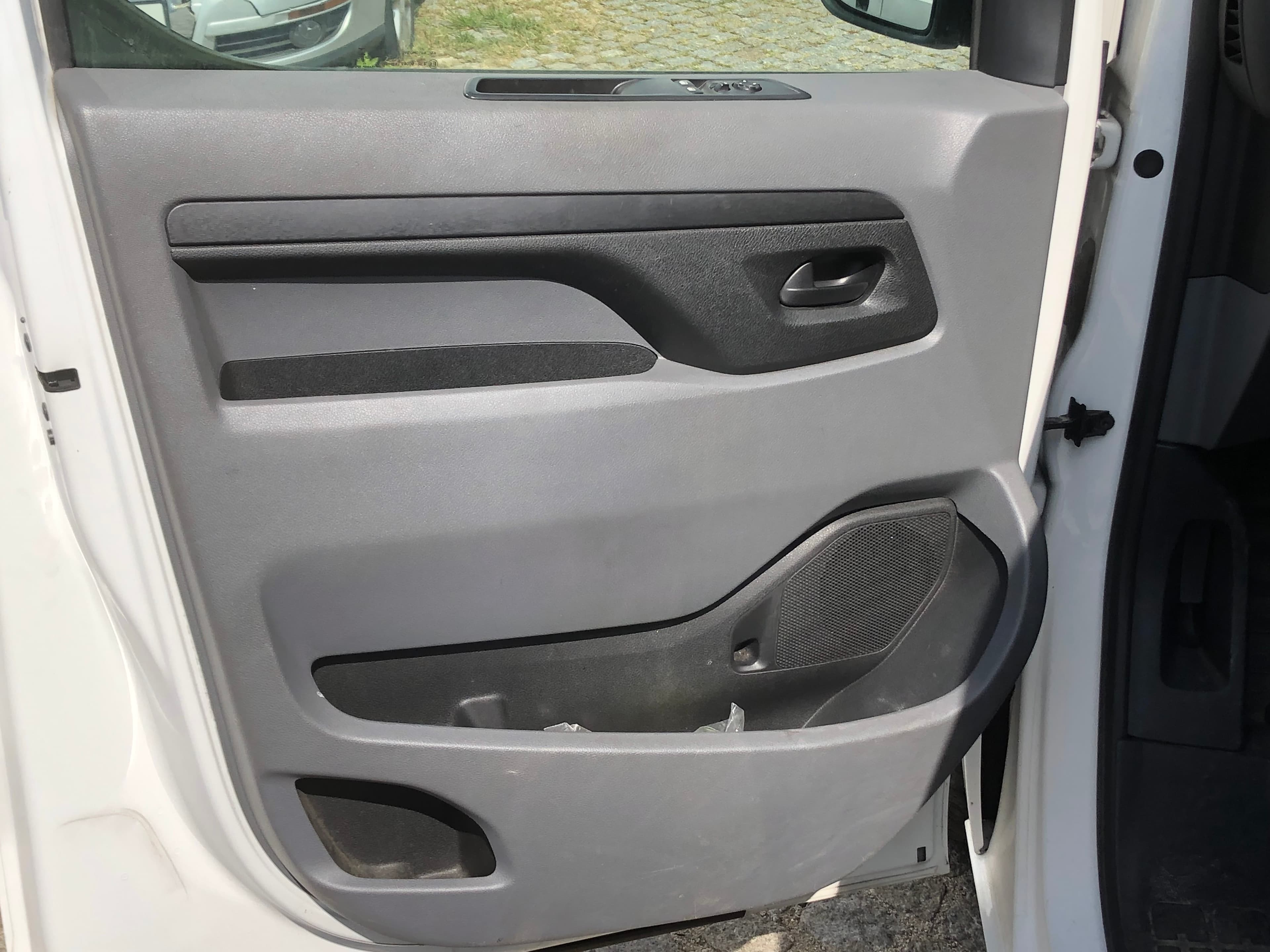 Citroën Jumpy · Ano 2017 — image 21