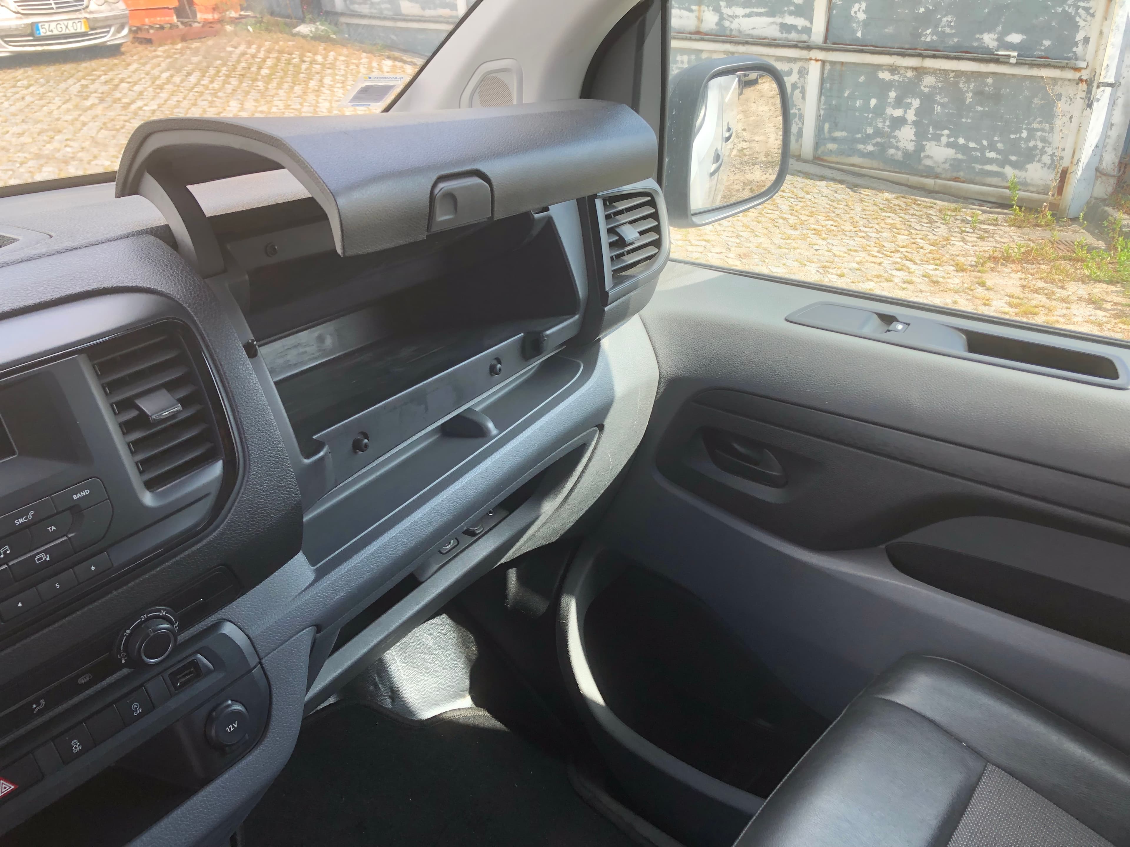 Citroën Jumpy · Ano 2017 — image 26
