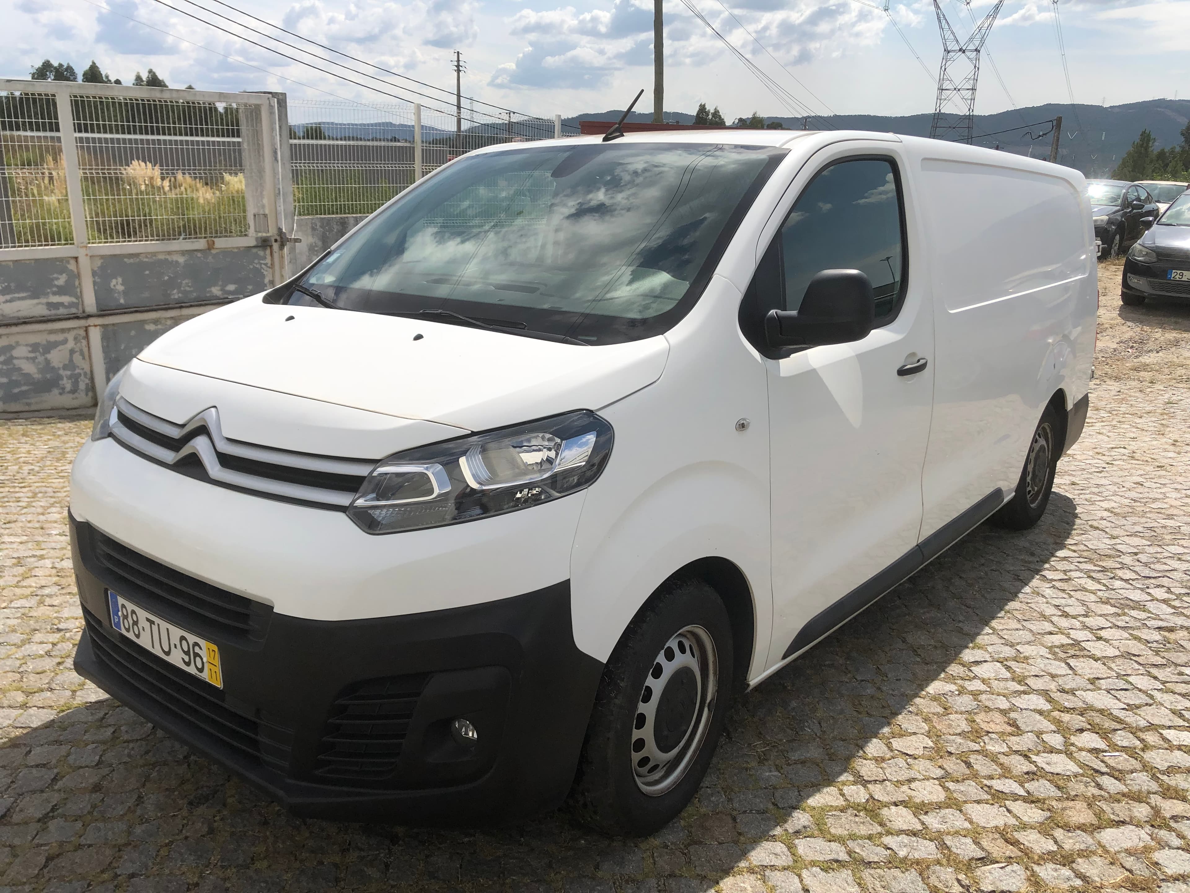 Citroën Jumpy · Ano 2017 — image 1