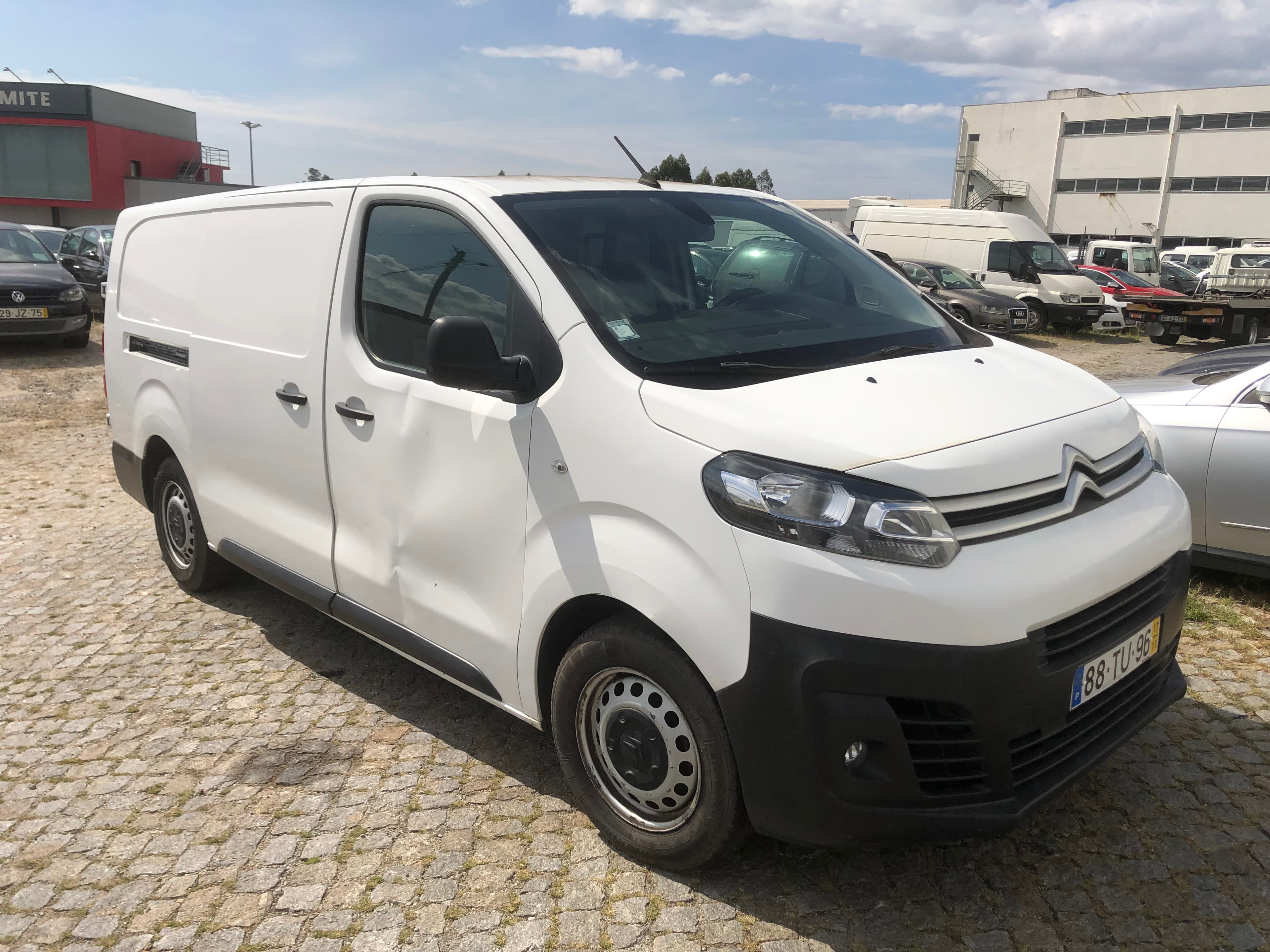 Citroën Jumpy · Ano 2017 — image 3