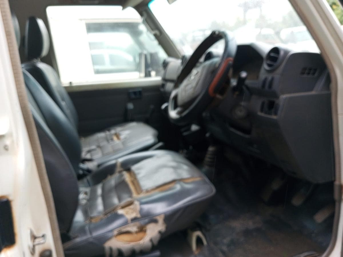 Toyota Landcruiser — imagem 2