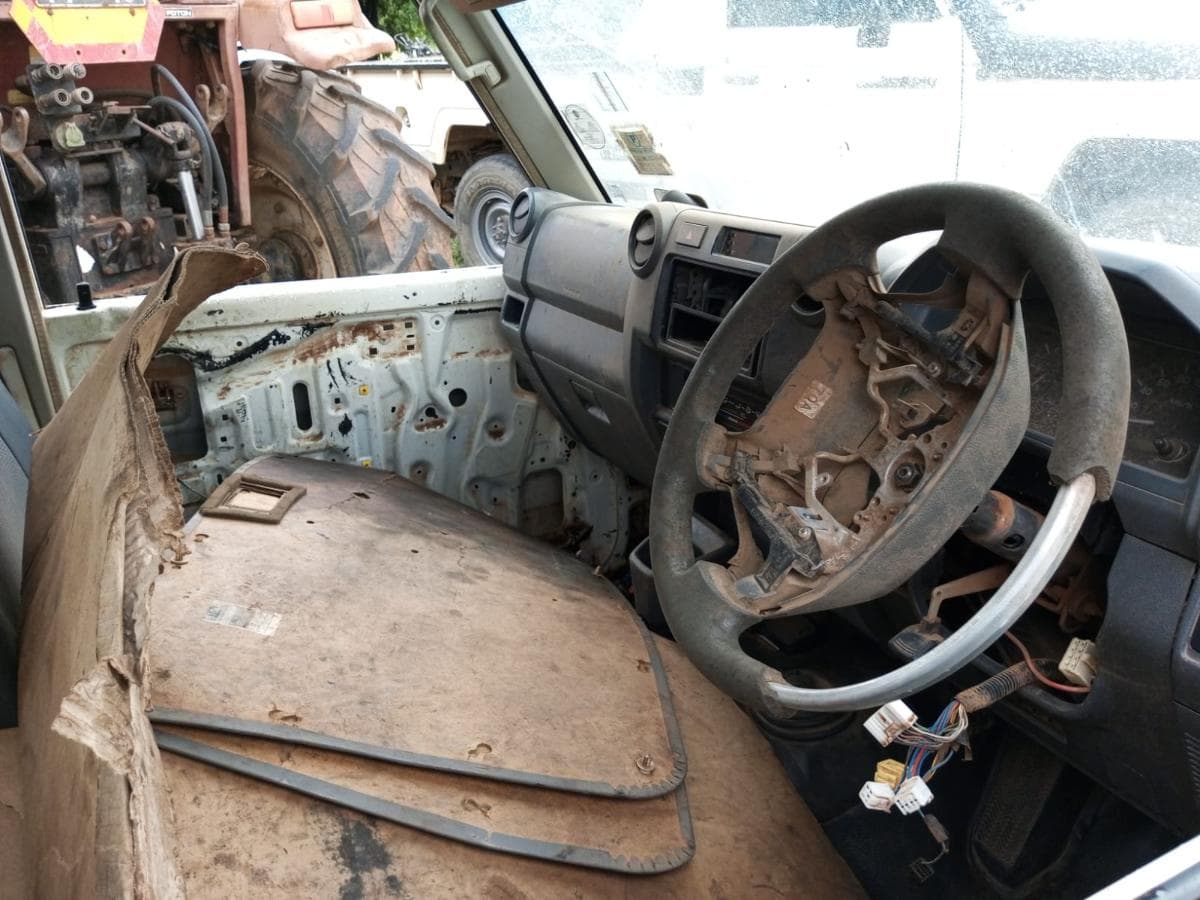 Toyota Landcruiser — imagem 4