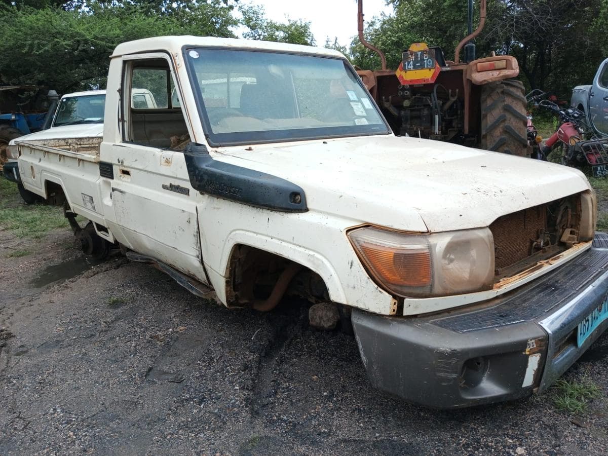 Toyota Landcruiser — imagem 7