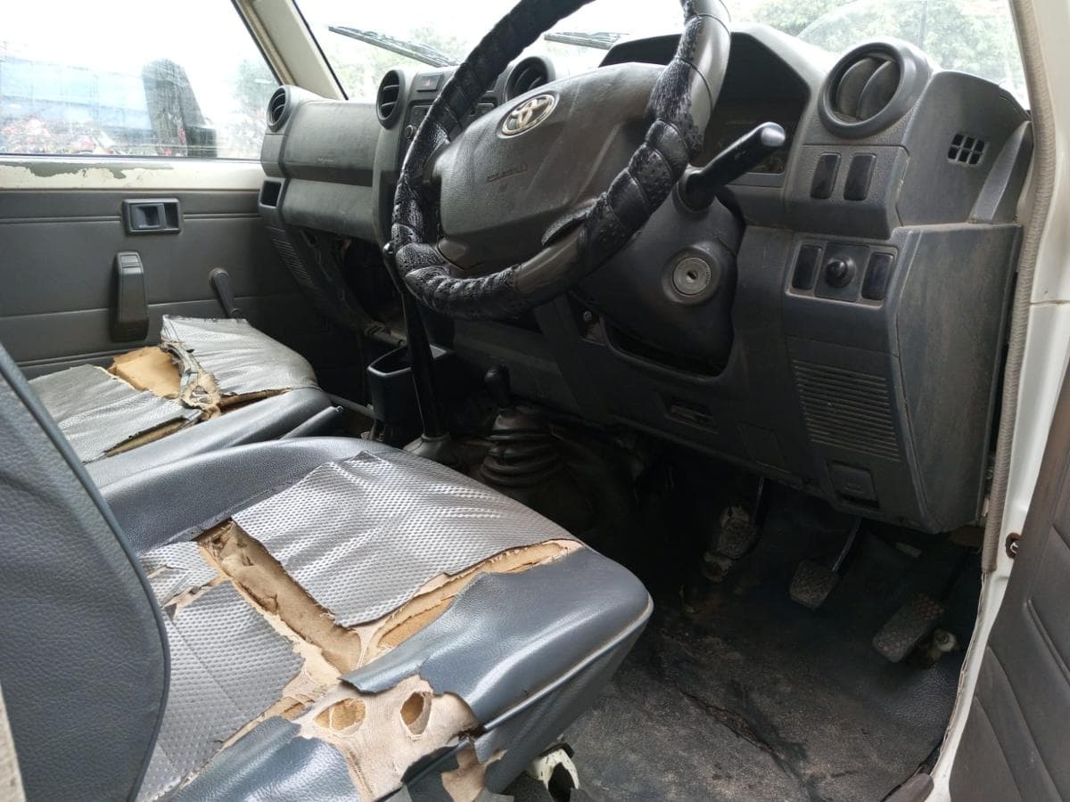Toyota Landcruiser — imagem 10
