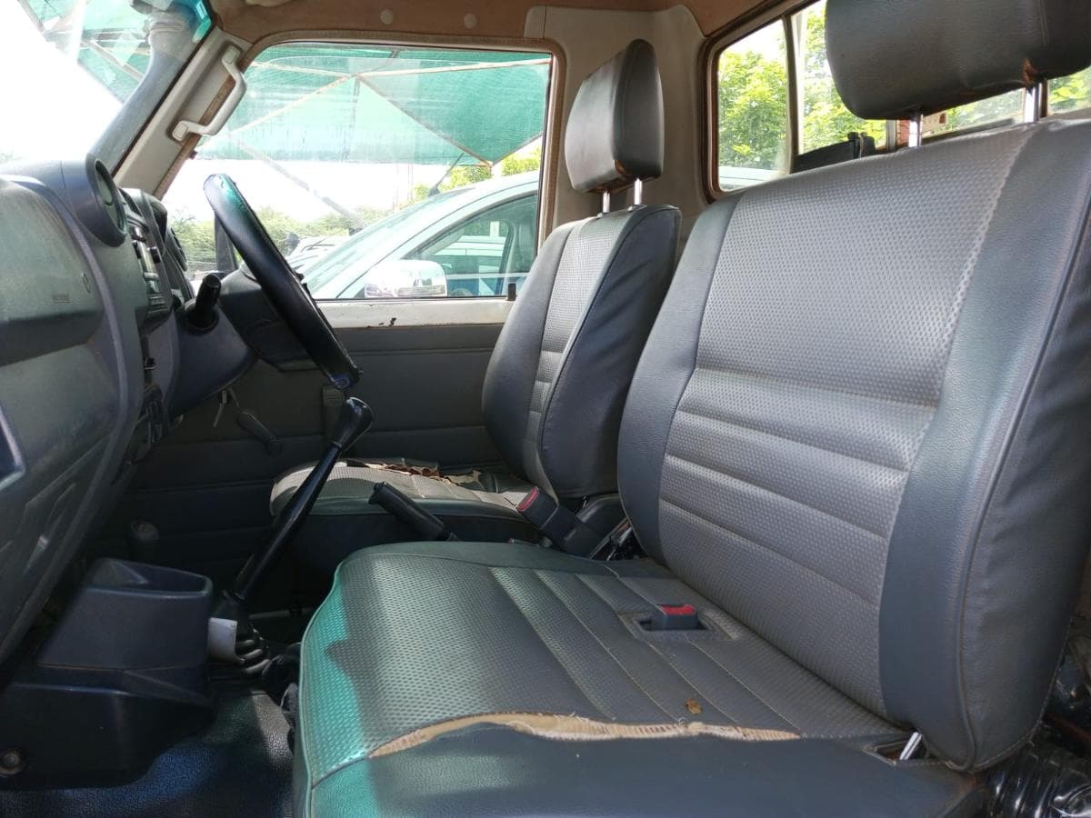 Toyota Landcruiser — imagem 9