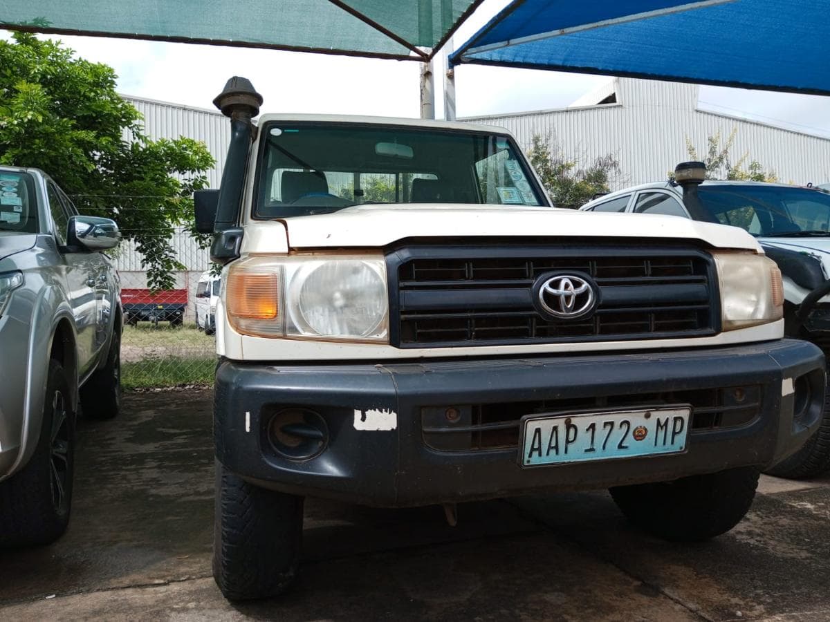 Toyota Landcruiser — imagem 6