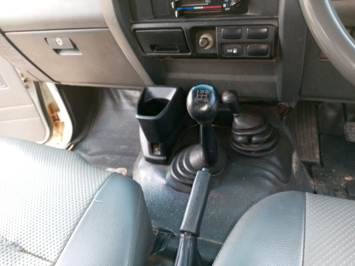 Toyota Landcruiser — imagem 14