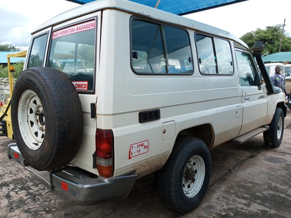 Toyota Landcruiser — imagem 7