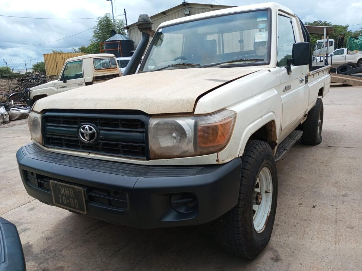 Toyota Landcruiser — imagem 5