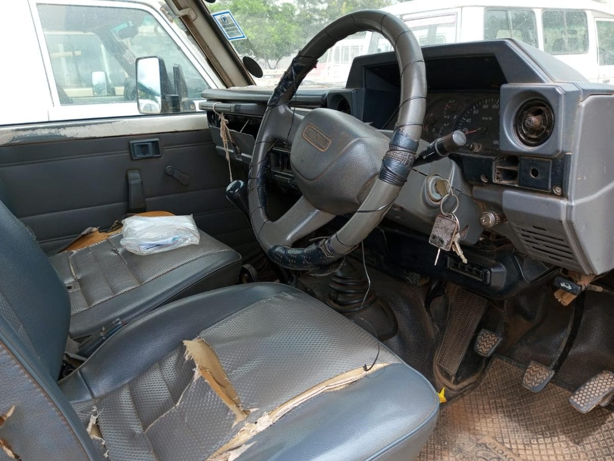 Toyota Landcruiser — imagem 6