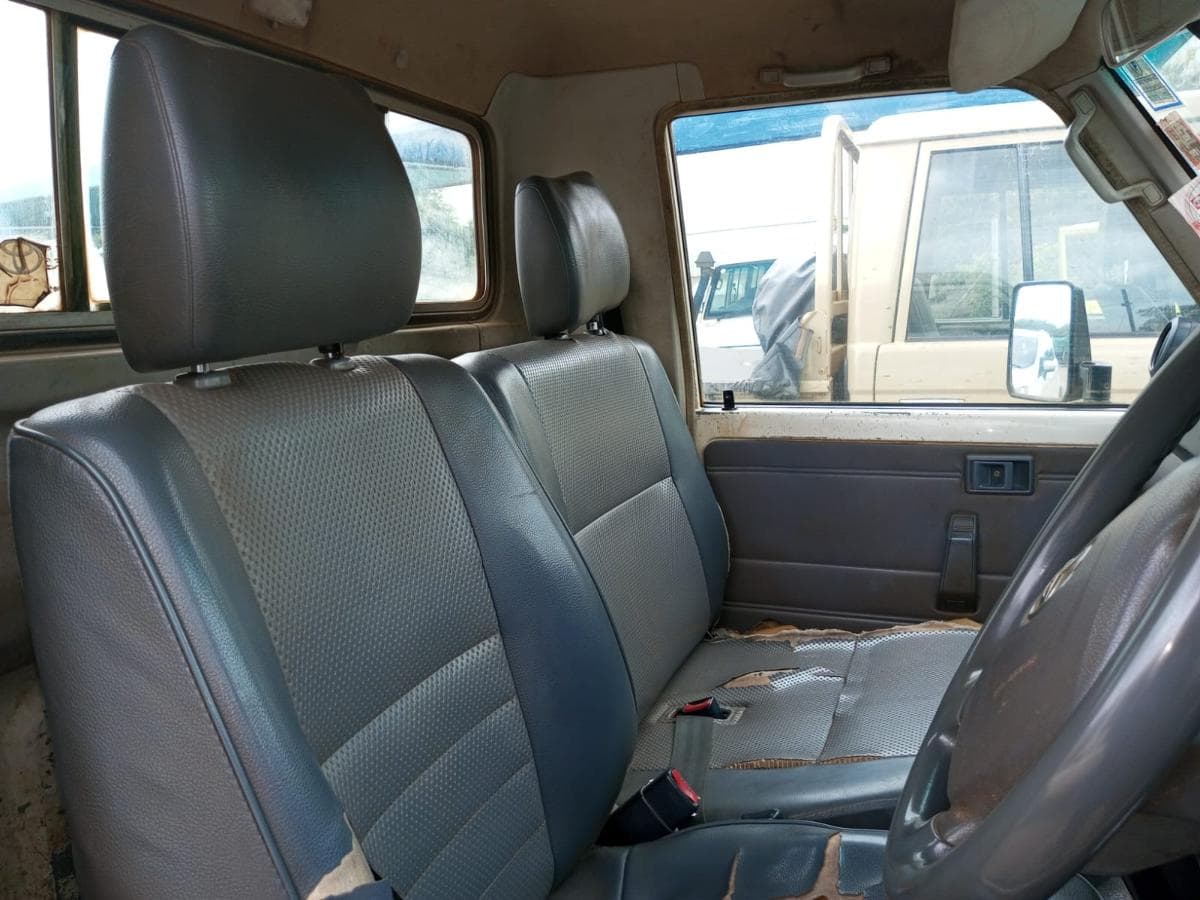 Toyota Landcruiser — imagem 15