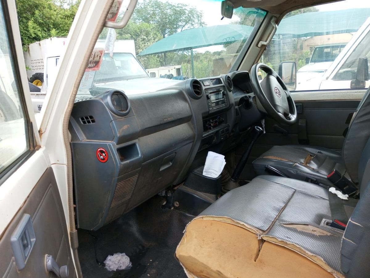 Toyota Landcruiser — imagem 6