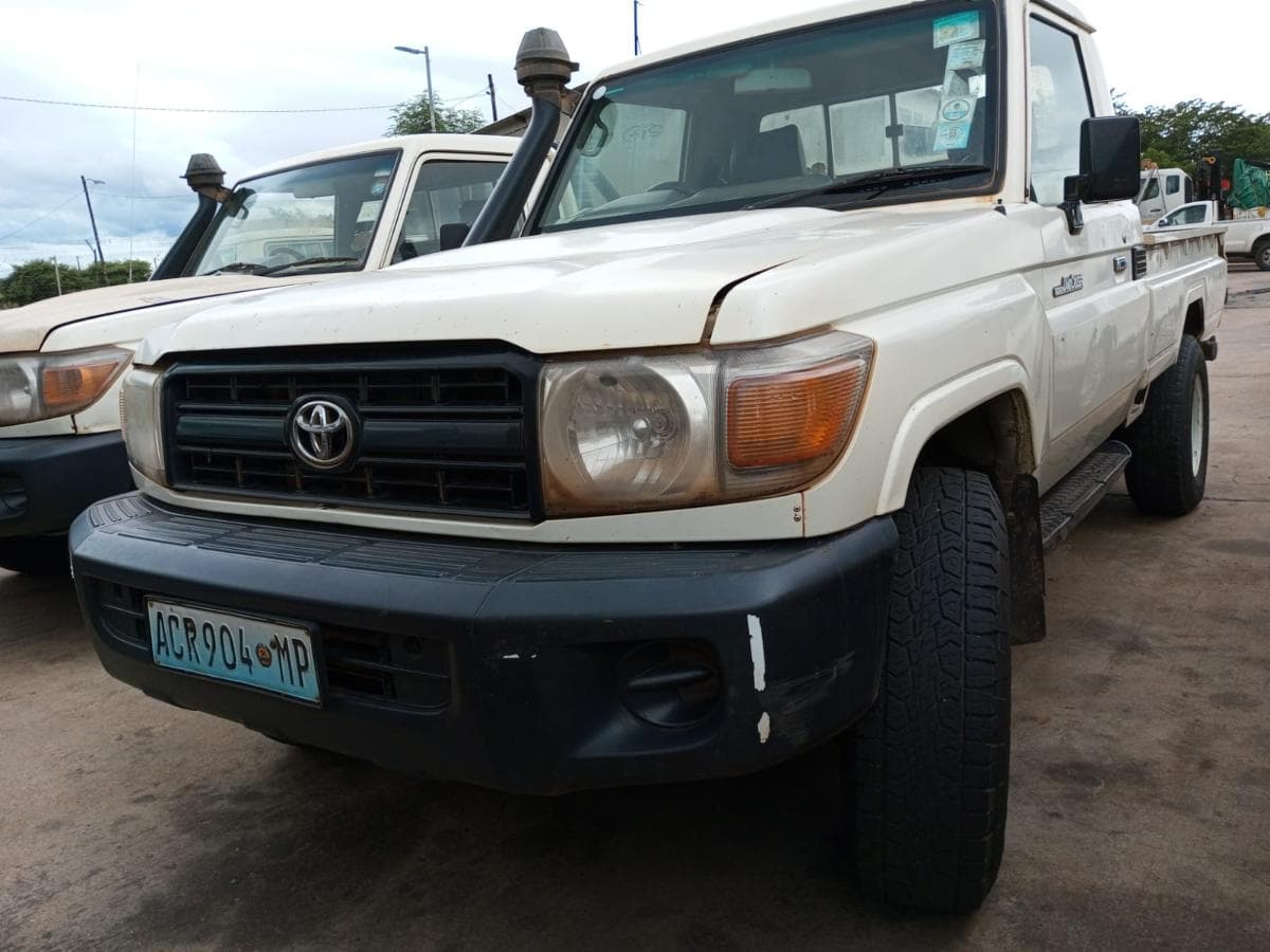 Toyota Landcruiser — imagem 1